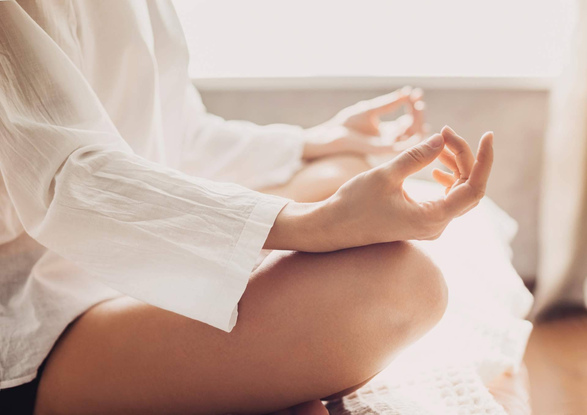 ¿Cuáles son los beneficios de contar con un monitor de meditación?