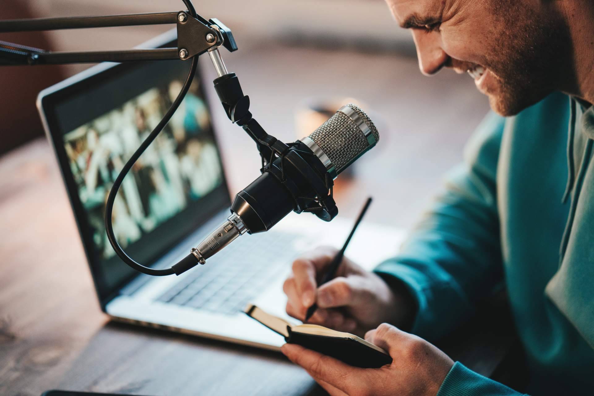 Con Cursos Podcast es posible crear un podcast de empresa