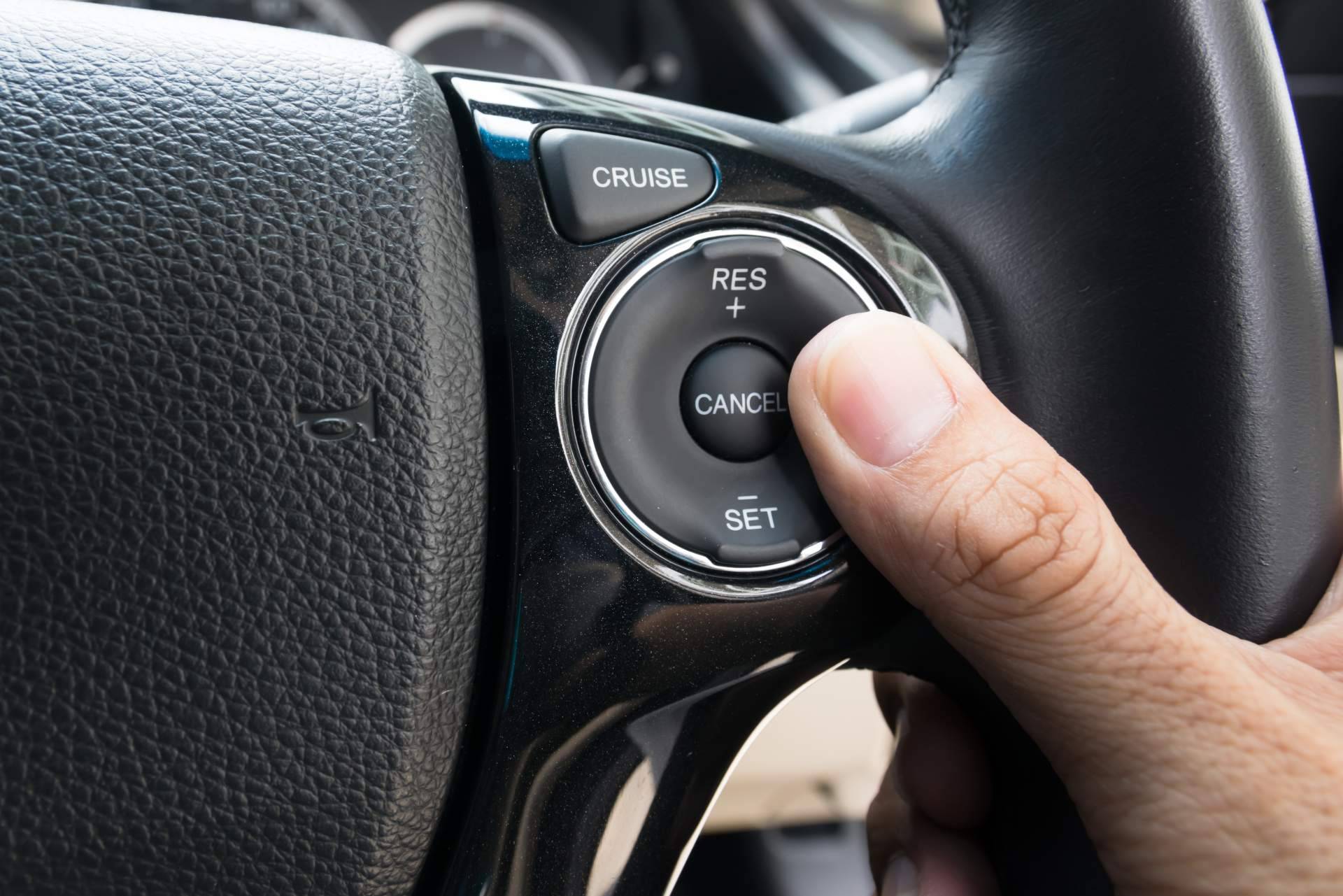 Limitador de velocidad, un elemento clave para disminuir el riesgo de accidentes automovilísticos, según TodoRenting.es