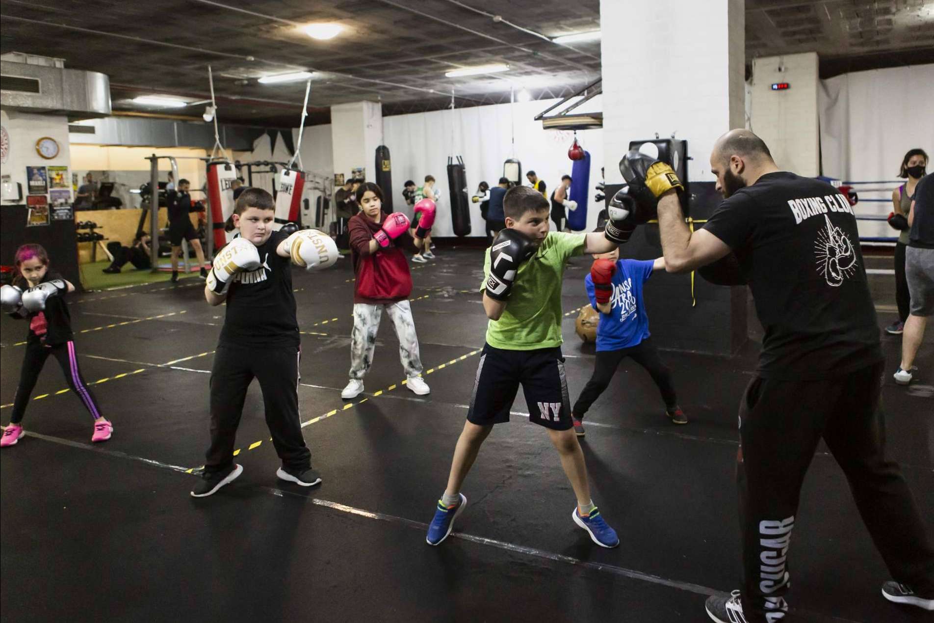 Club de Boxa Iberia ofrece clases de boxeo infantil y educativo