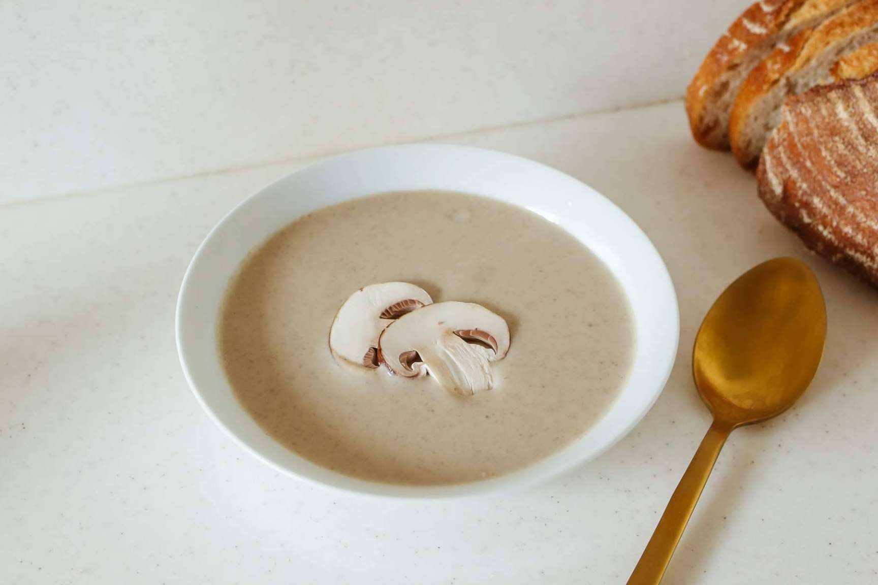 Magic Broth de Mediterranean Superfoods, el caldo proteico, vegano y sin gluten