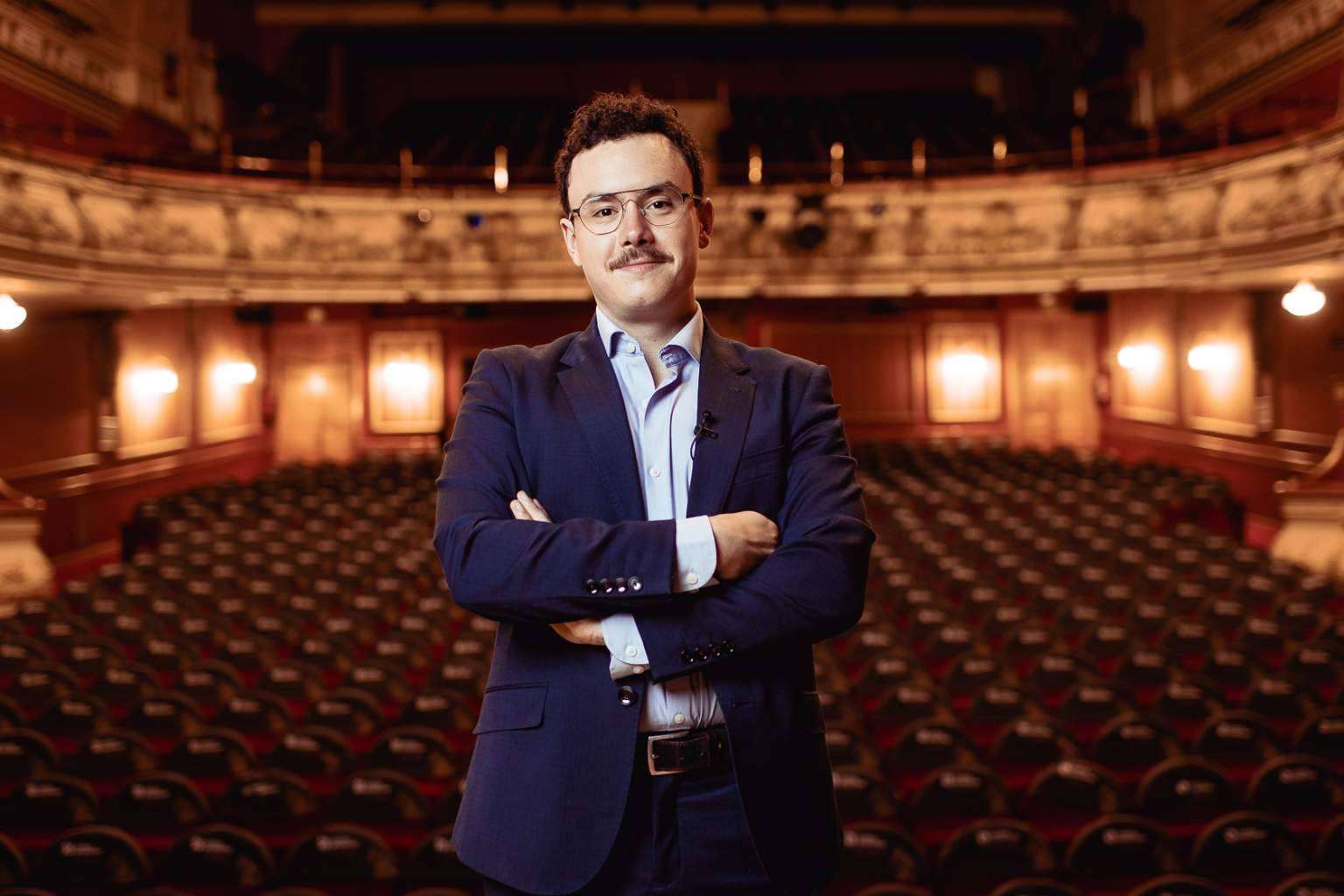 Fernando Miralles, campeón de España de oratoria, consigue 1 millón de seguidores en TikTok