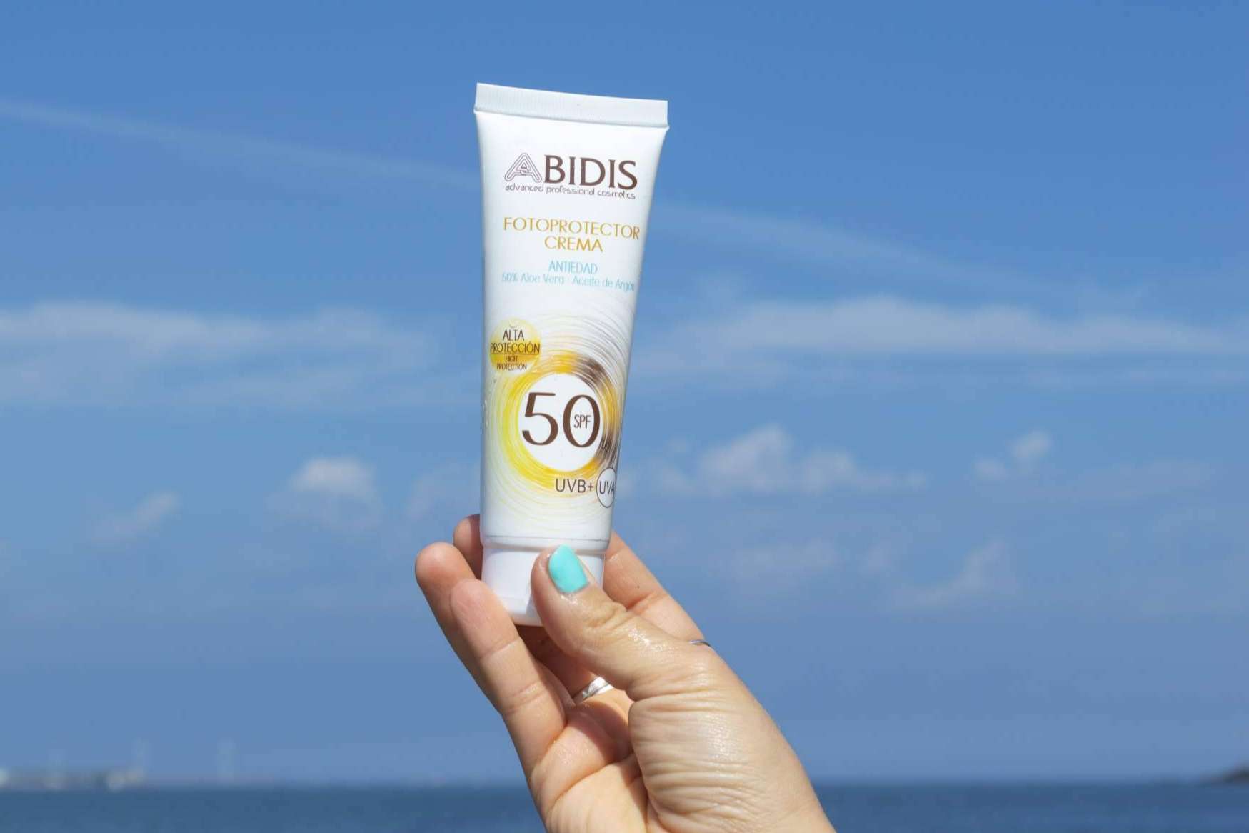 ABIDIS ofrece cremas solares con aloe vera para cuidar la piel en verano