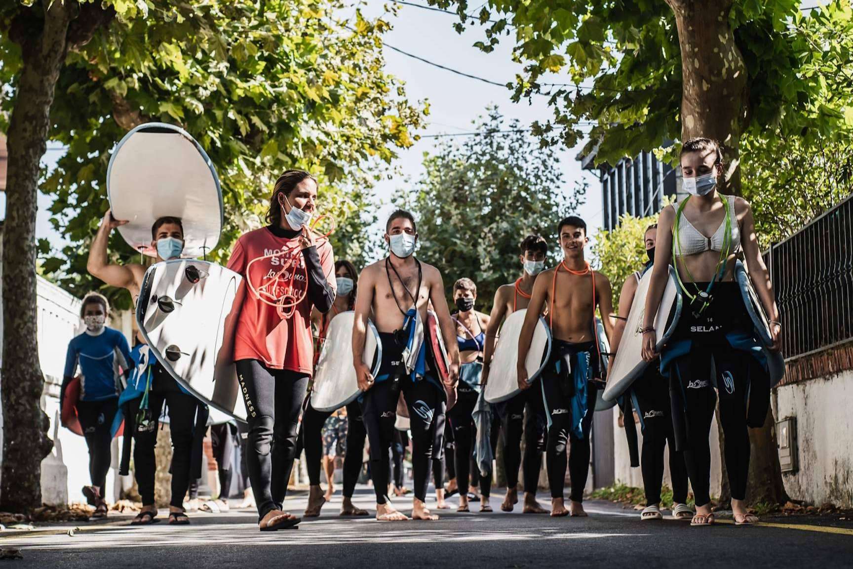 El ambiente beach lifestyle y surf que ofrece Family Surfers - Surfcamp Las Dunas
