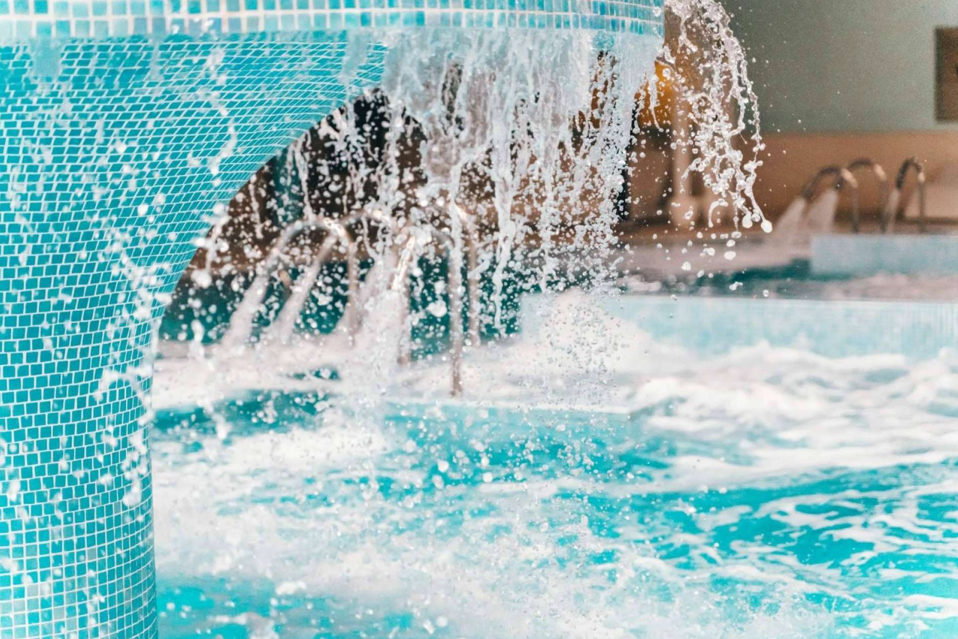 Uno de los mayores circuitos termales de Tenerife y distintos tratamientos para el bienestar, la salud y la belleza en el spa Aqua Club Termal