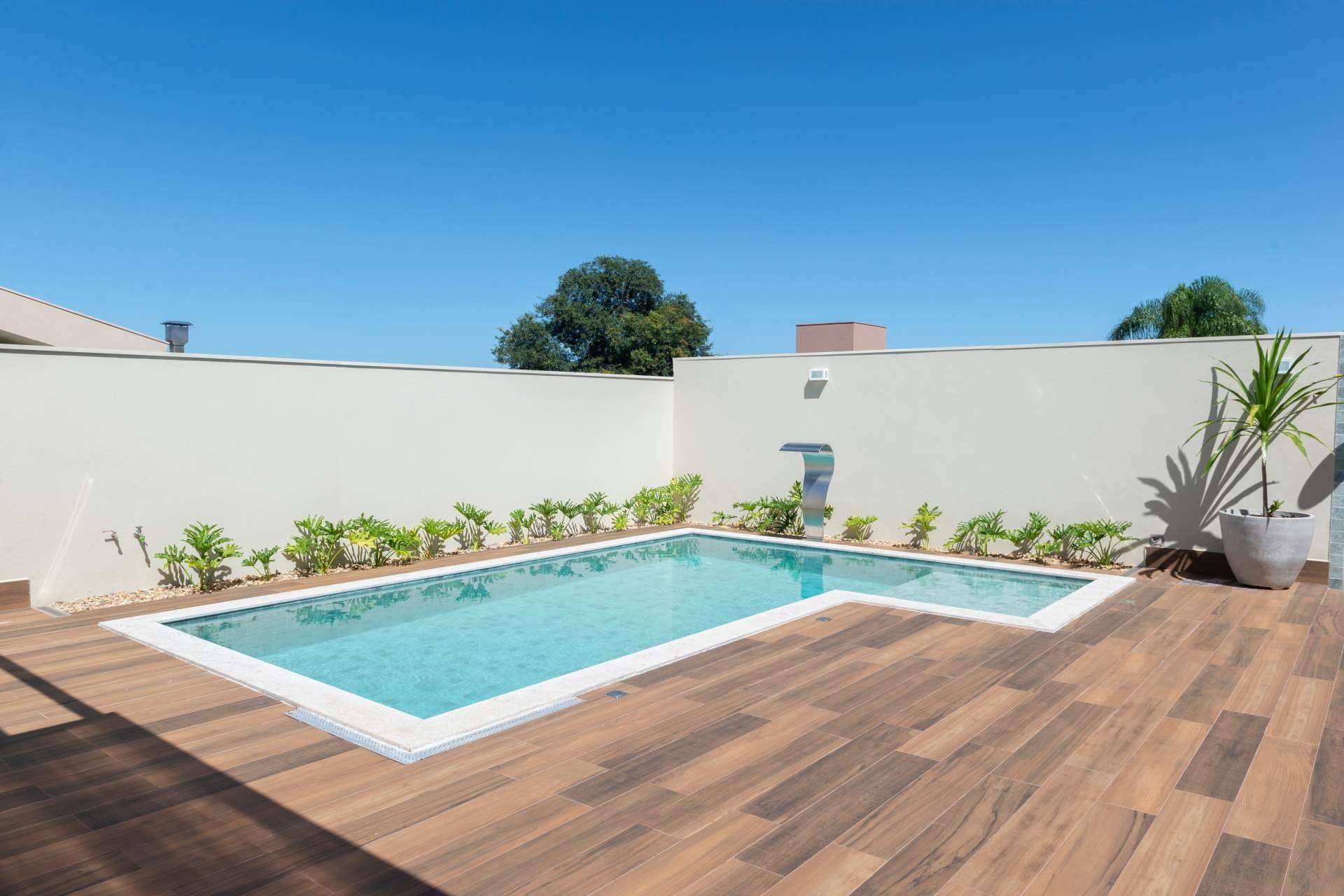 Cascadas acrílicas para piscina con Swimhome