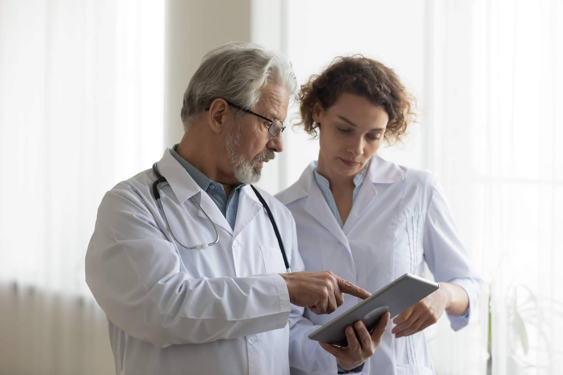 Dekines y la inteligencia artificial para la gestión de quirófanos y consultas hospitalarias