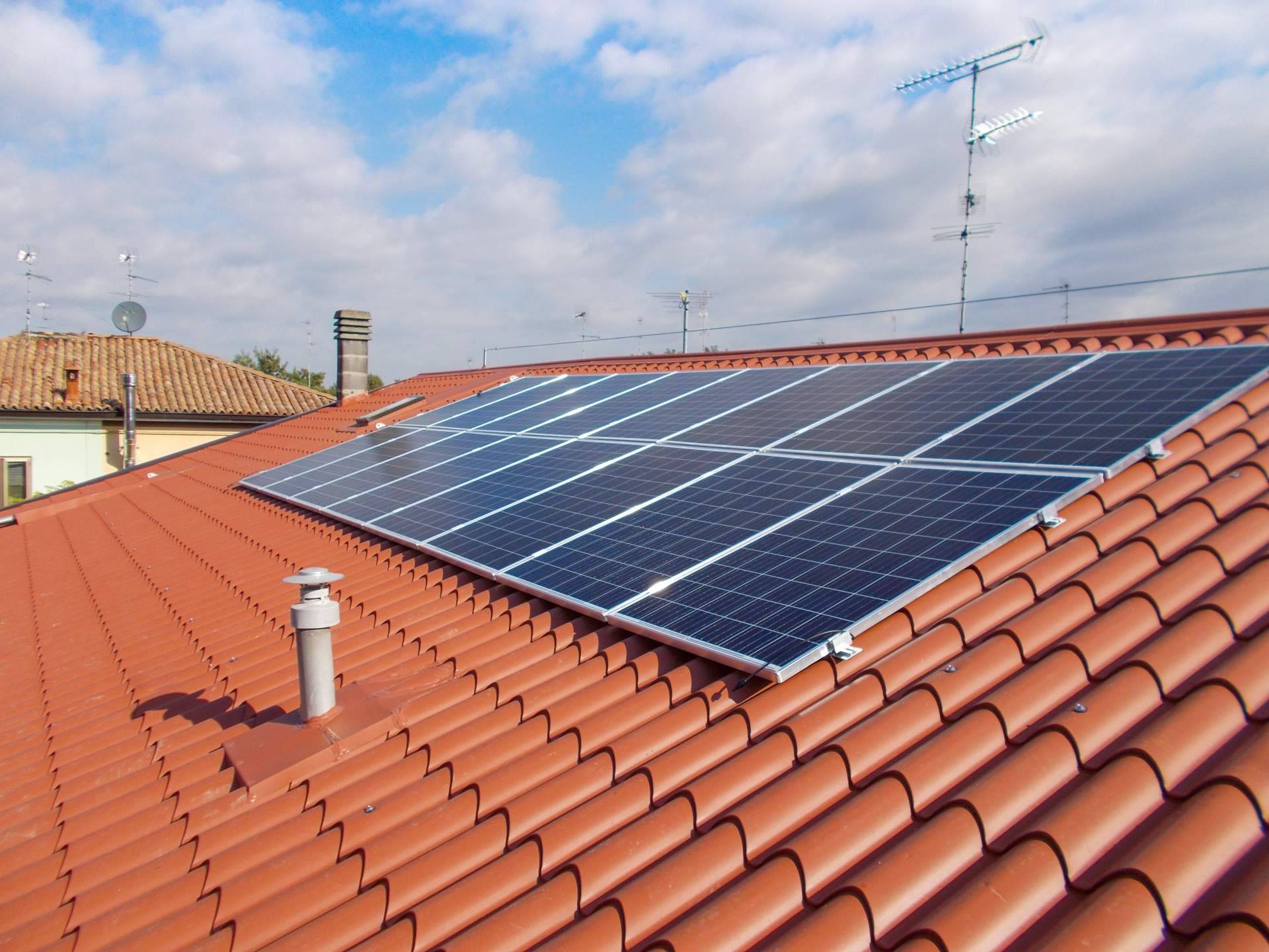 Megawatt permite encontrar un buen presupuesto para la instalación de placas solares en una vivienda con