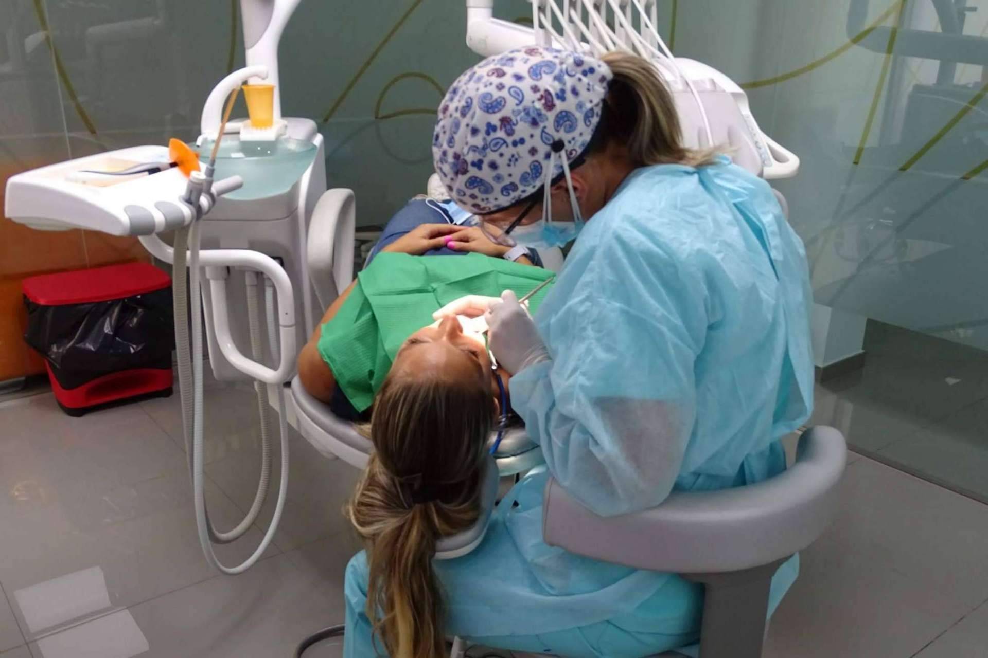 Corporación Dental dispone de expertos en el área de salud dental en Andalucía