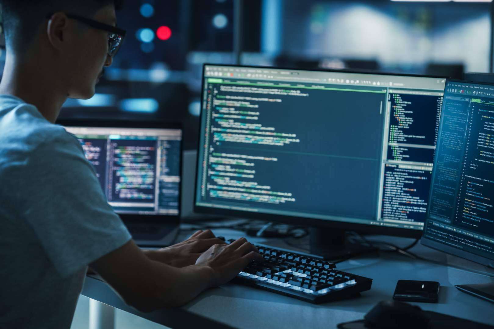El curso de Python de la A a la Z permite aprender a programar a través de una aventura de piratas