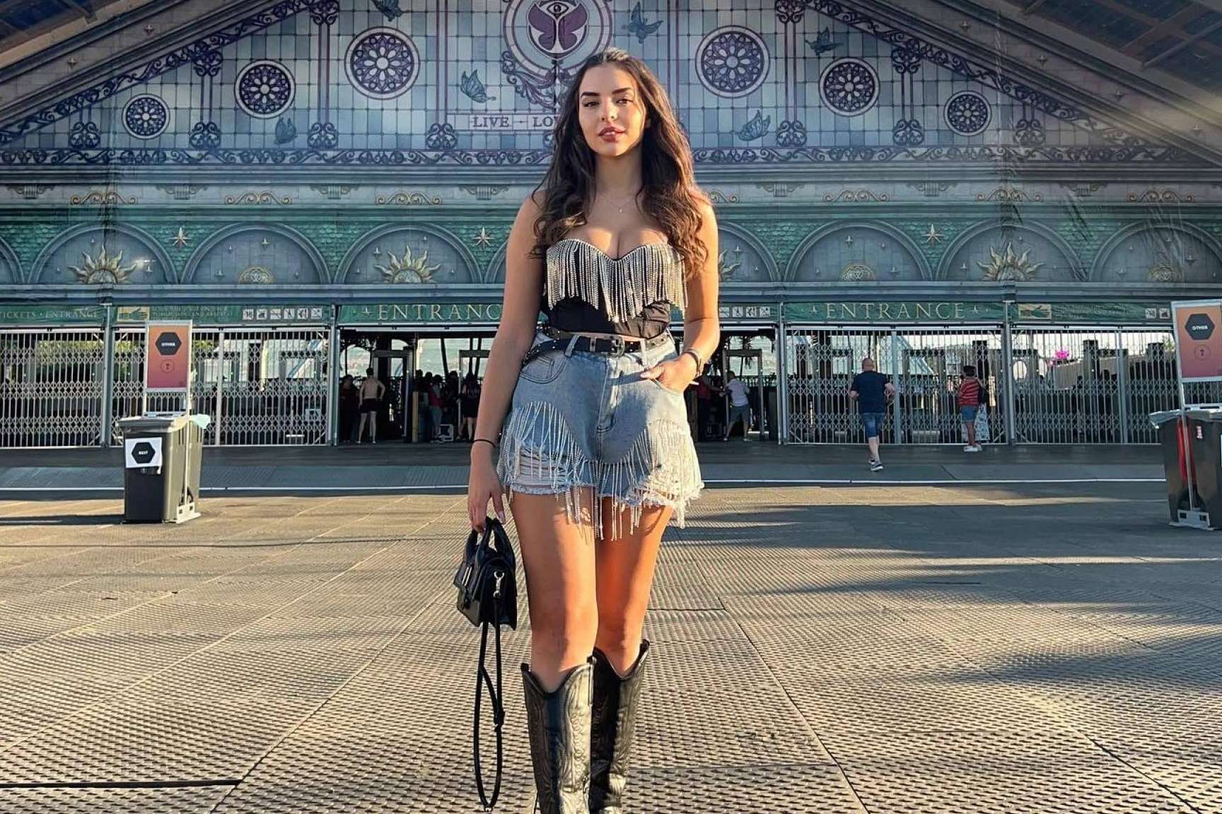 La influencer de moda que muestra las tendencias para este verano, Emilia Chaouchi