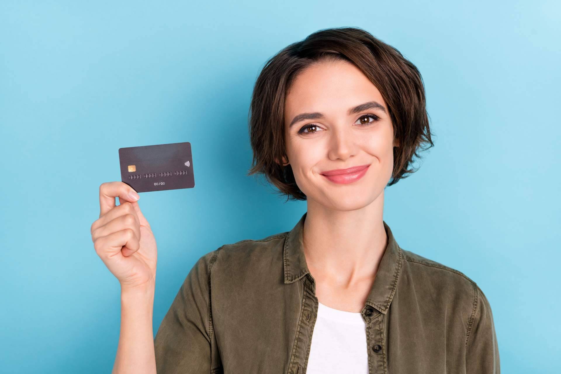 Enfrentarse a créditos y tarjetas revolving con intereses abusivos, con Reclamatuseguro.es