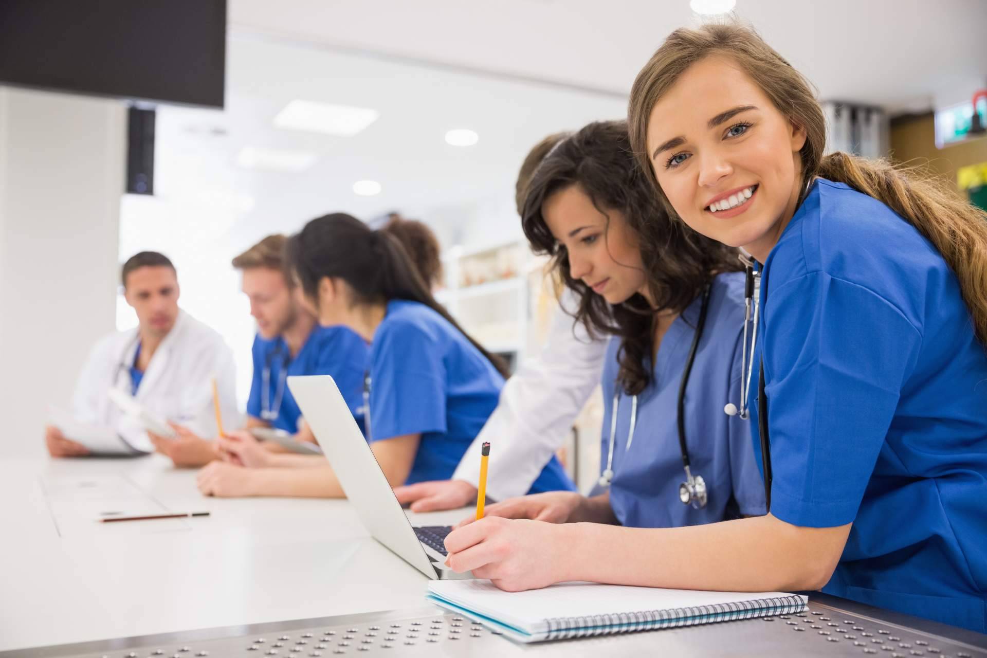 AFOE Formación ofrece cursos sanitarios homologados para toda España