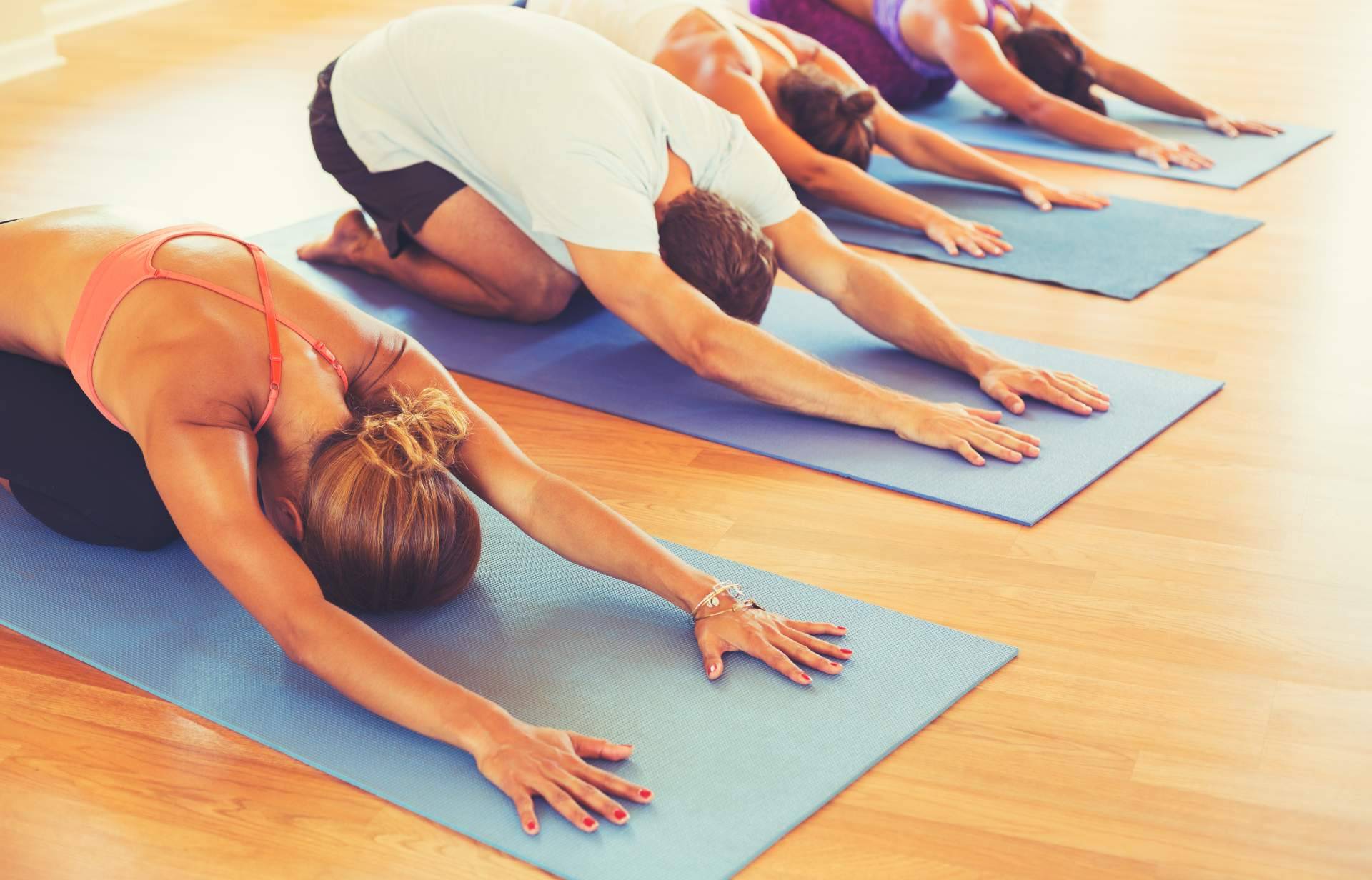 Cursos y talleres los fines de semana para mejorar las técnicas de yoga, con Yoga para Vivir