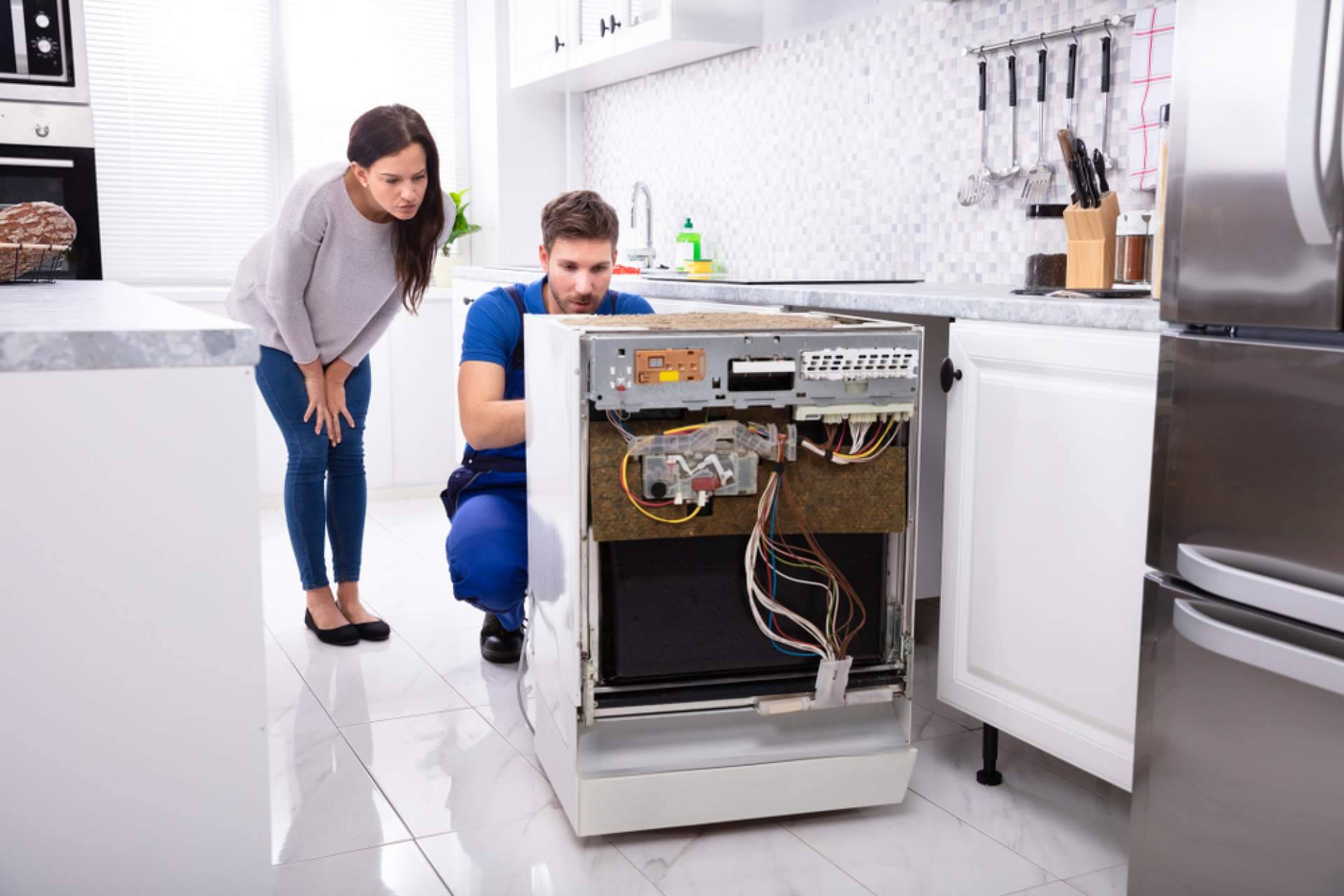 Reparación de todo tipo de electrodomésticos para alargar su vida útil