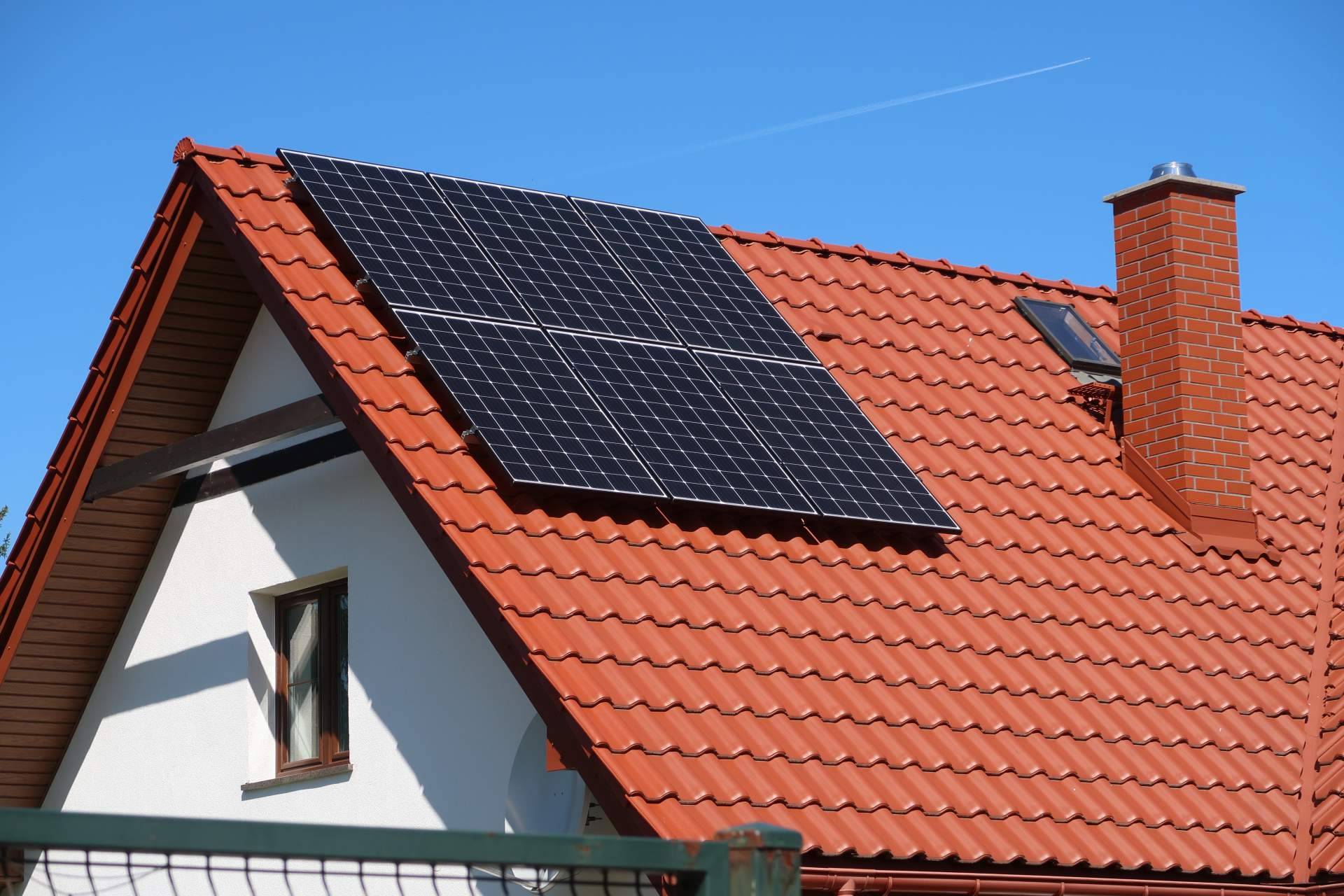 ¿En qué consisten las subvenciones Next Generation placas solares?, por Solarinstala