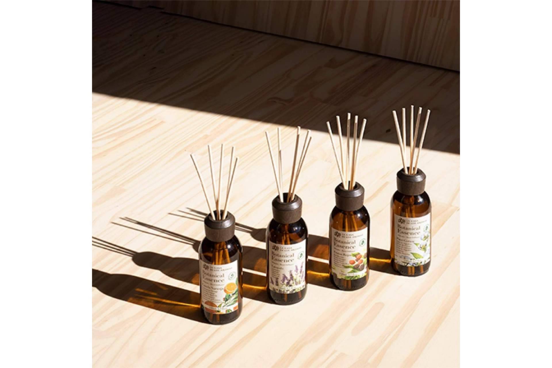 La Casa de los Aromas ofrece su colección más sostenible con el ambientador mikado, decorativo y natural