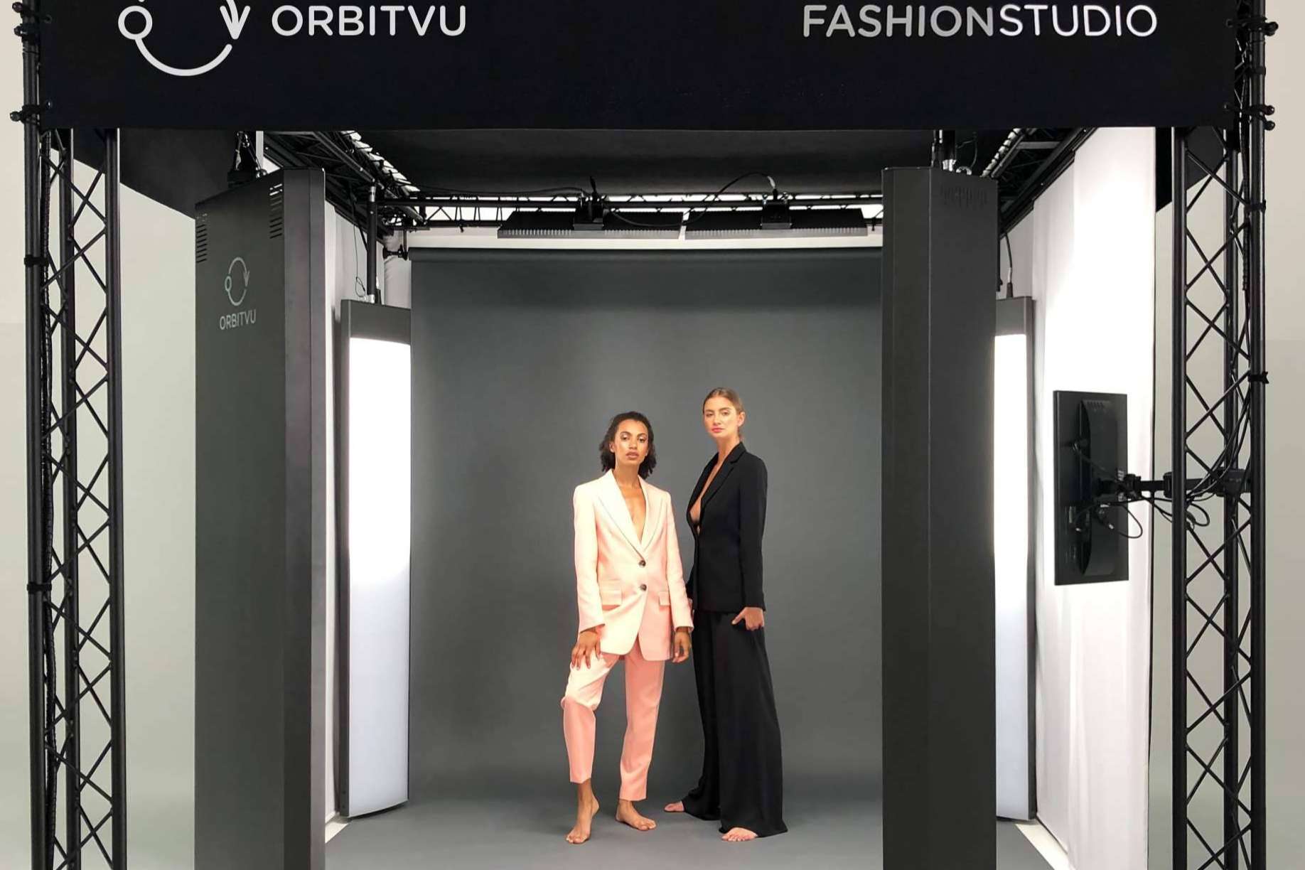 Orbitvu y su Fashion Studio