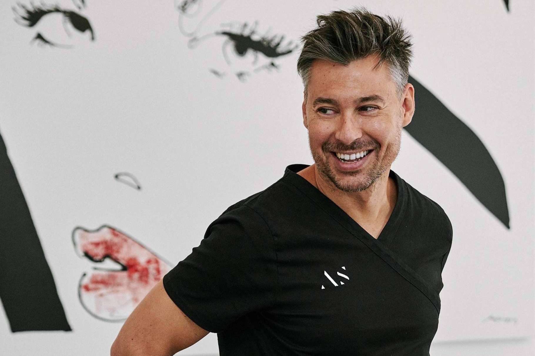 Clínica de medicina estética facial con el Dr. Alejandro Segarra
