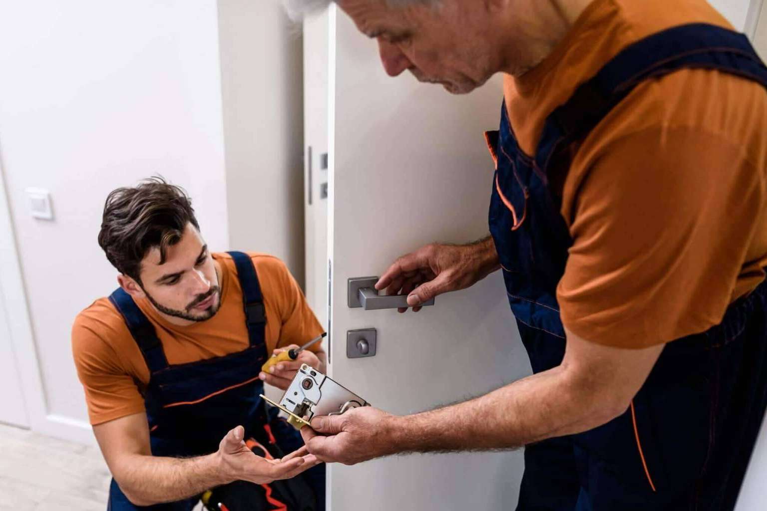 Cerralmería ofrece el servicio de cerrajero Sabadell disponible 24 horas
