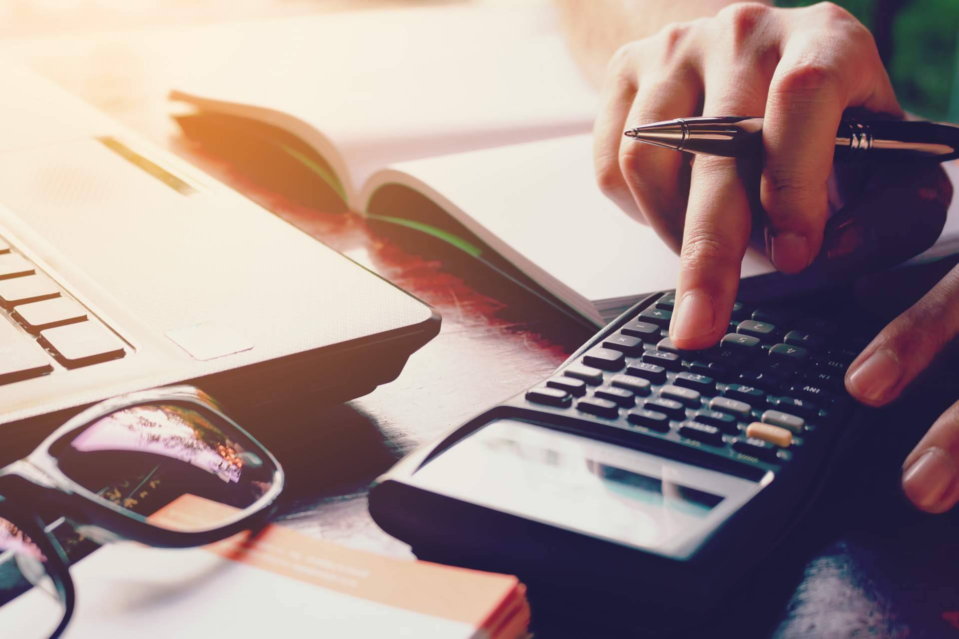 Ampliar la hipoteca y reunificar deudas obteniendo dinero con menos intereses