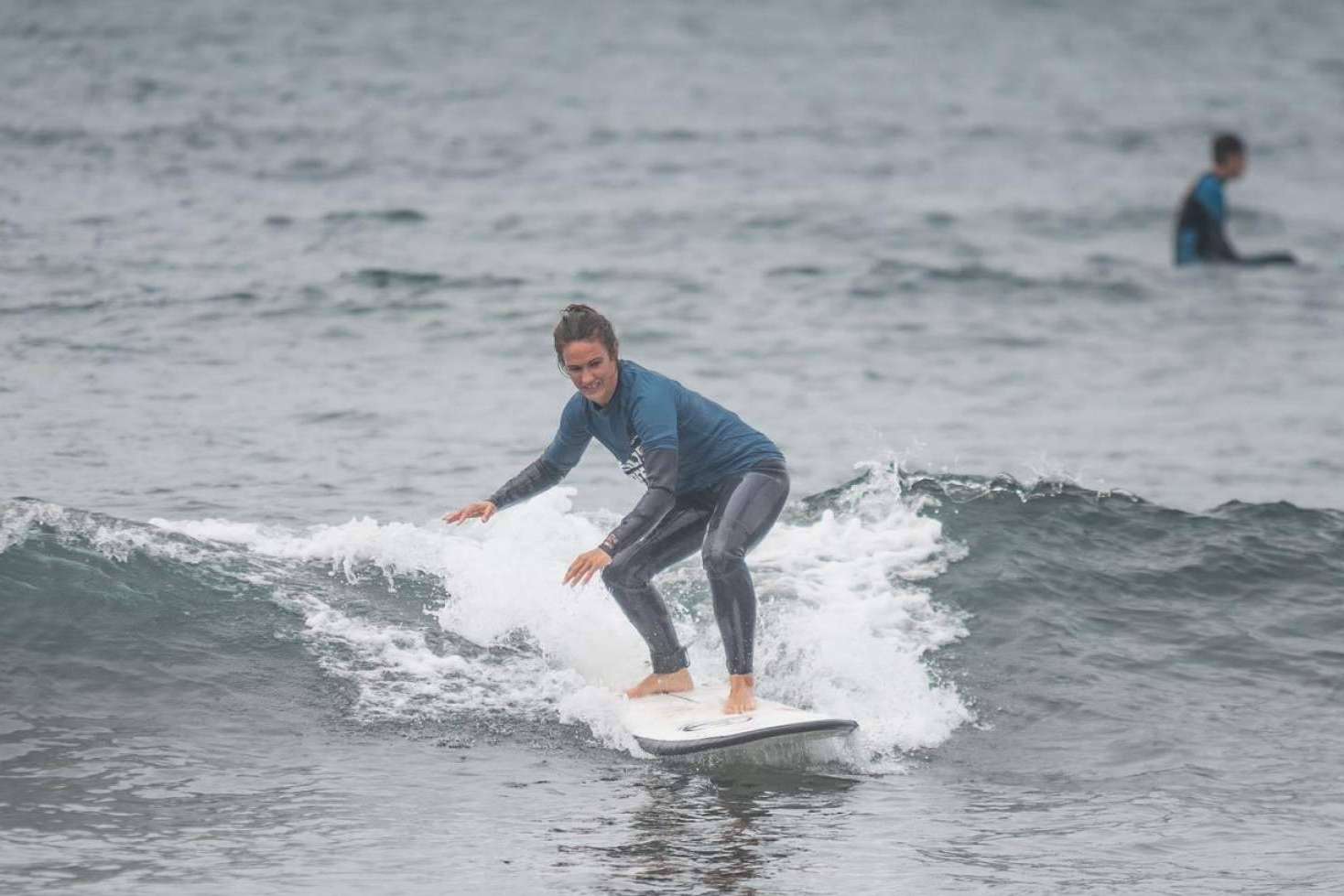 Family Surfers y el verano sin fin en Salinas