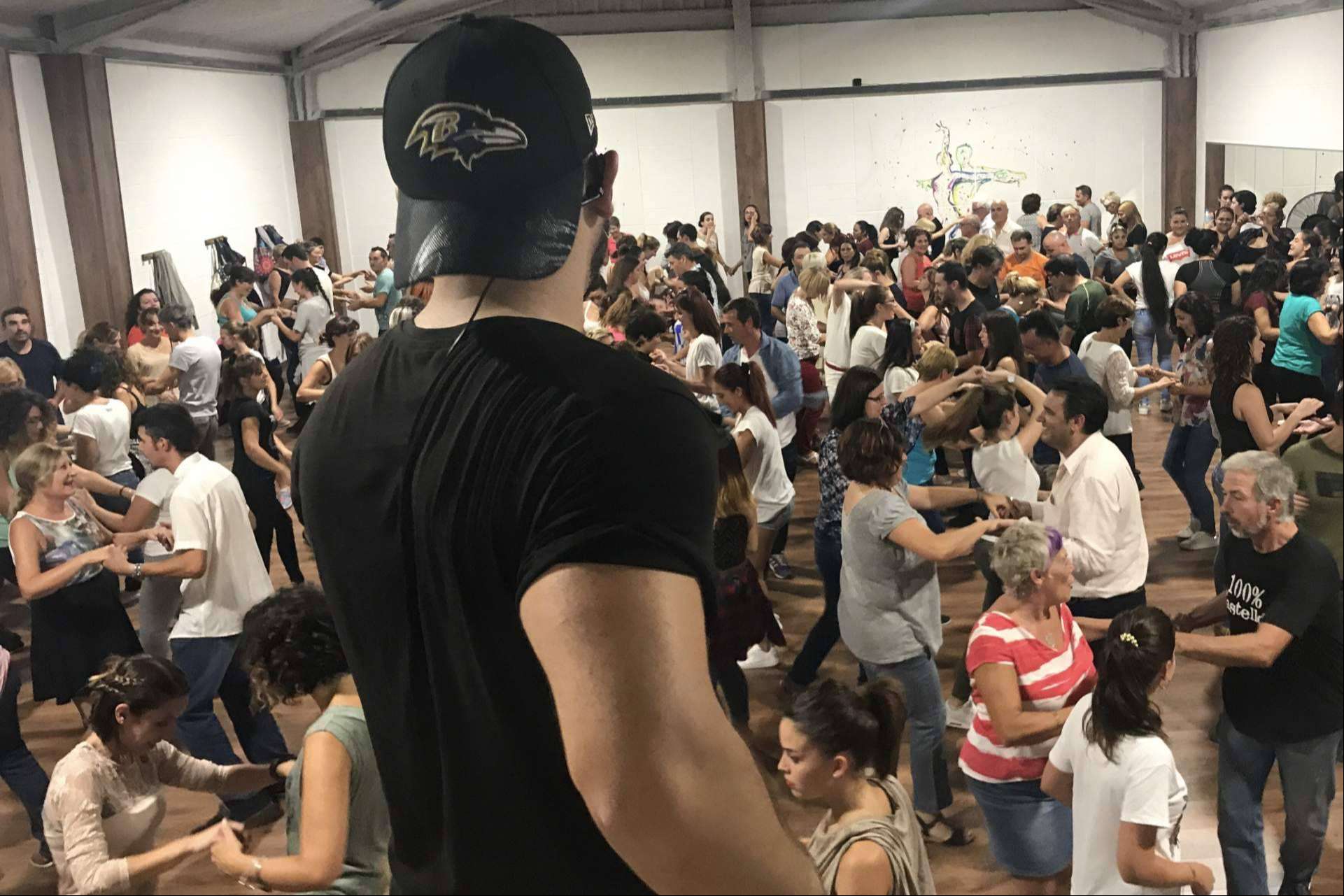 La escuela de baile de Txiki Bastida se expande rápidamente
