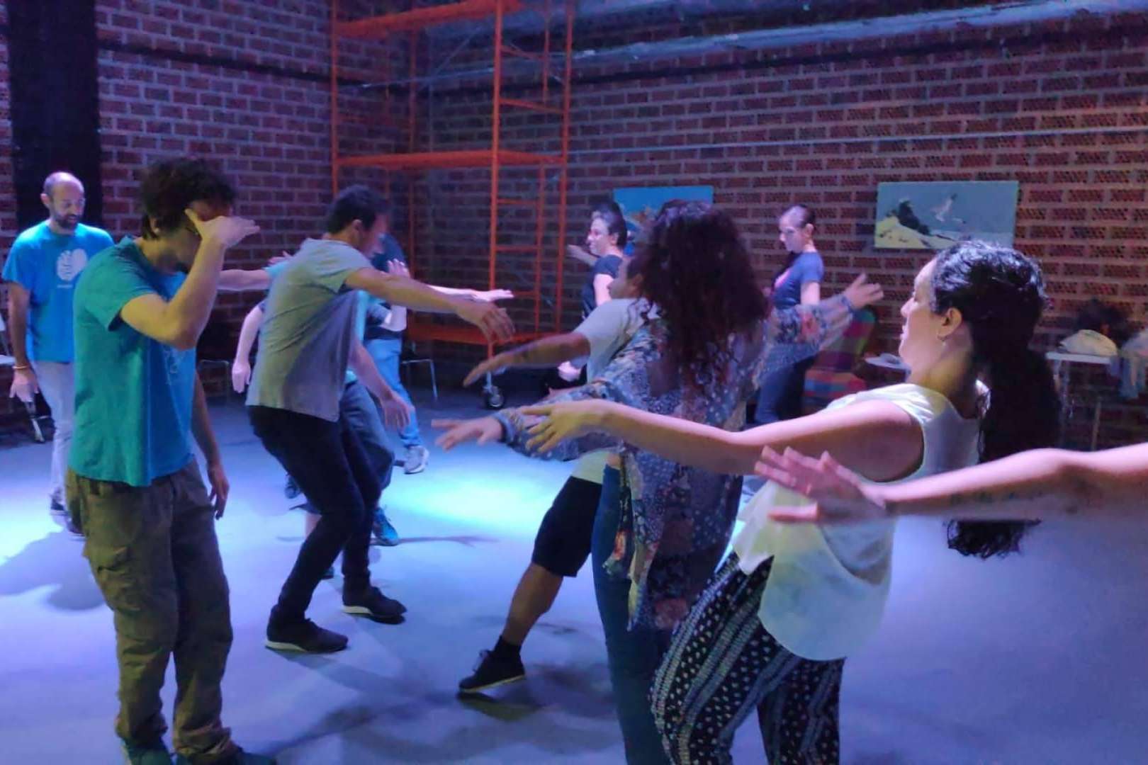 Aprender improvisación teatral con los cursos de ImproVivencia