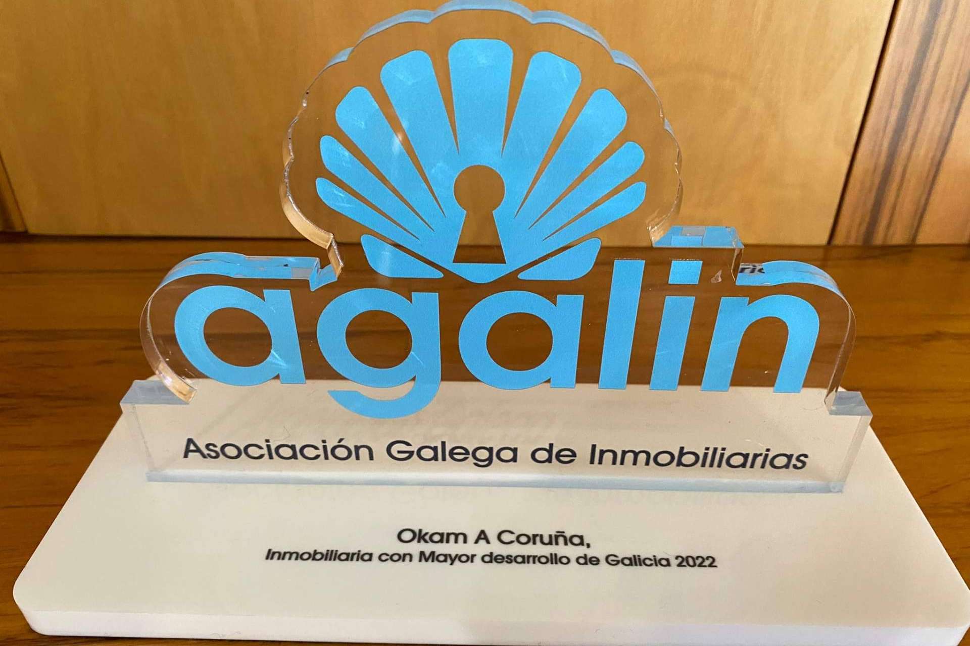 Distintos premios reconocen a ÔKAM como una agencia inmobiliaria con gran desarrollo