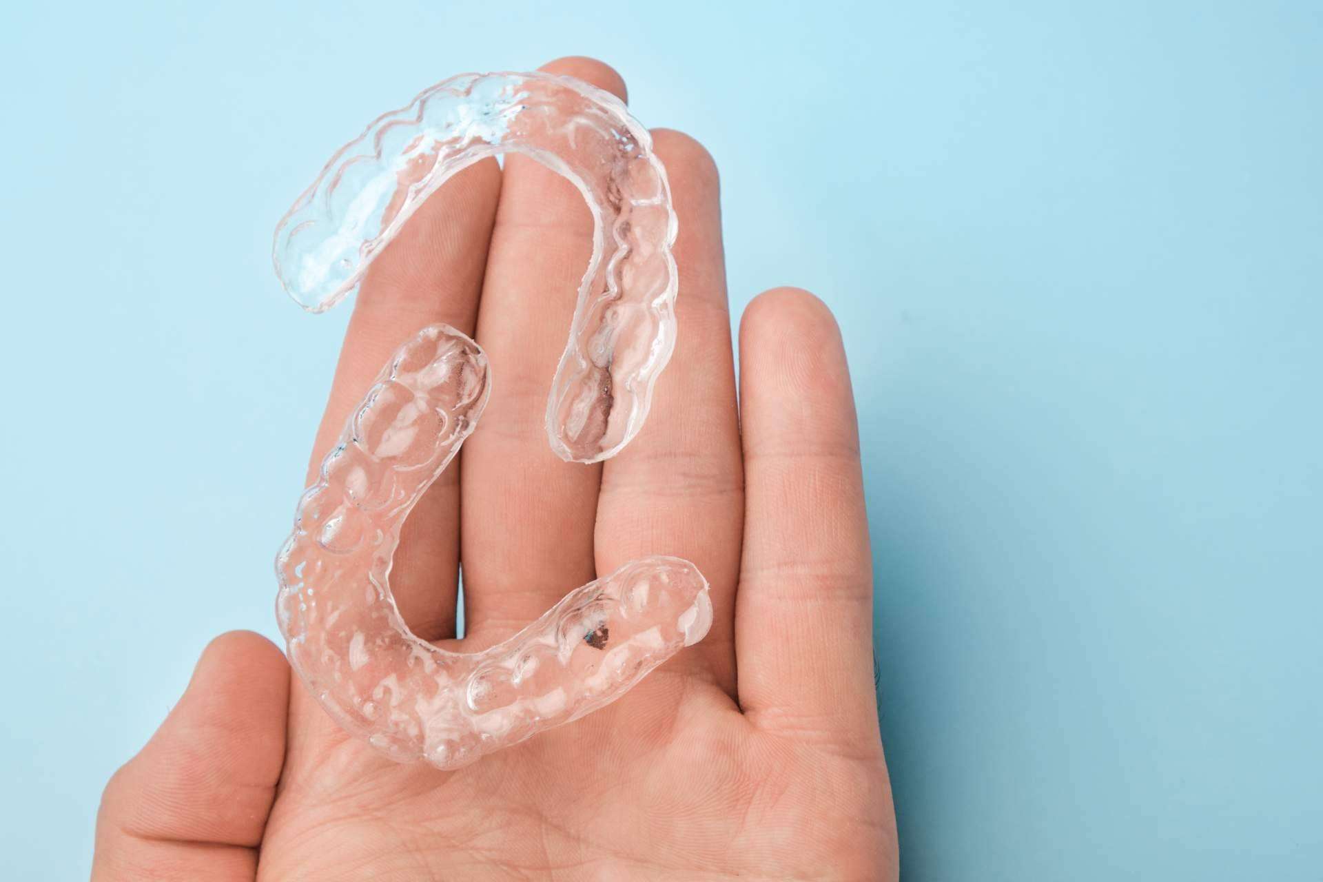 Ortodoncia invisible en Valencia, con los servicios de la Clínica Dental Bucalia