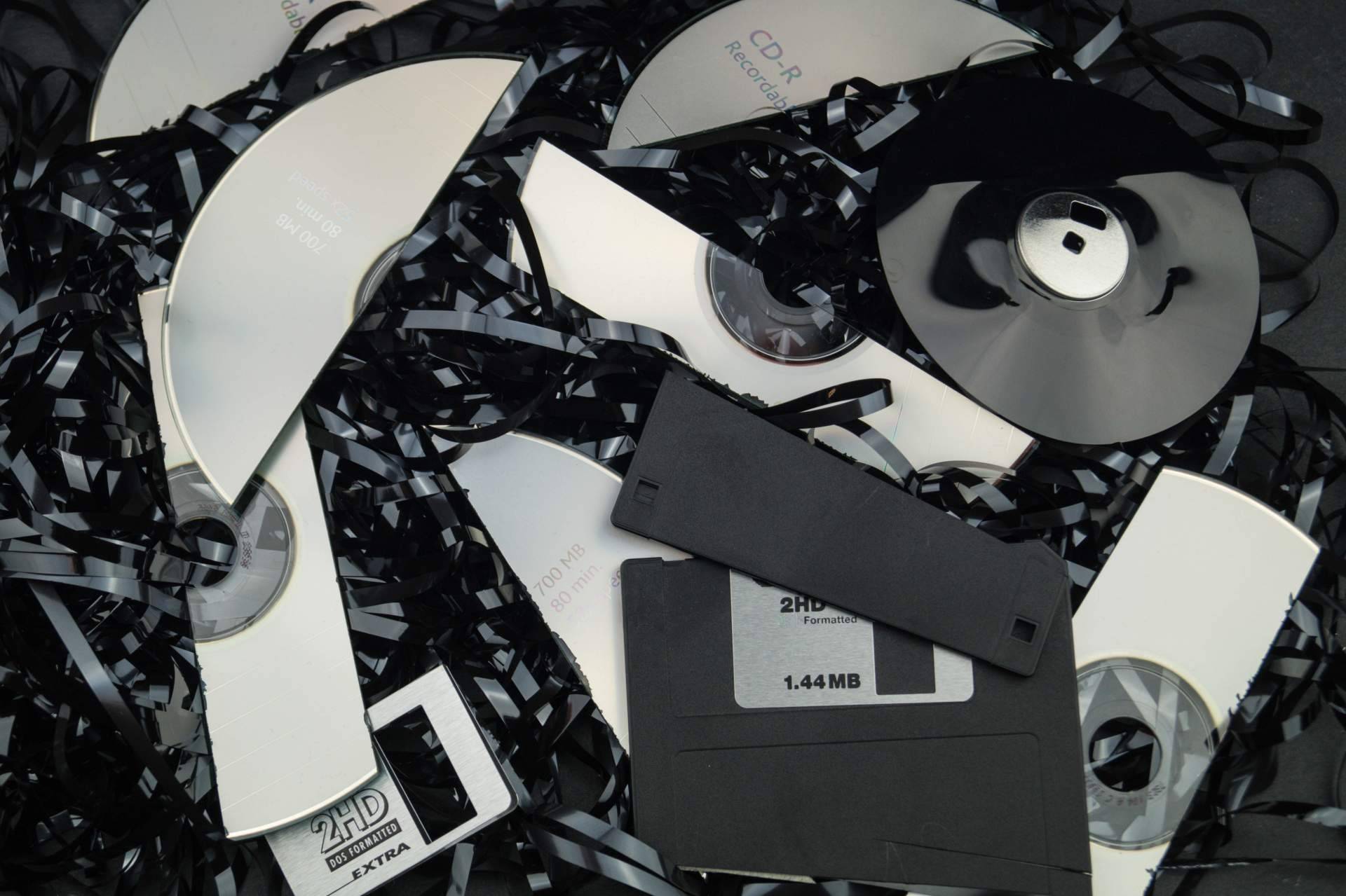 La importancia de la destrucción de documentos empresariales de manera adecuada