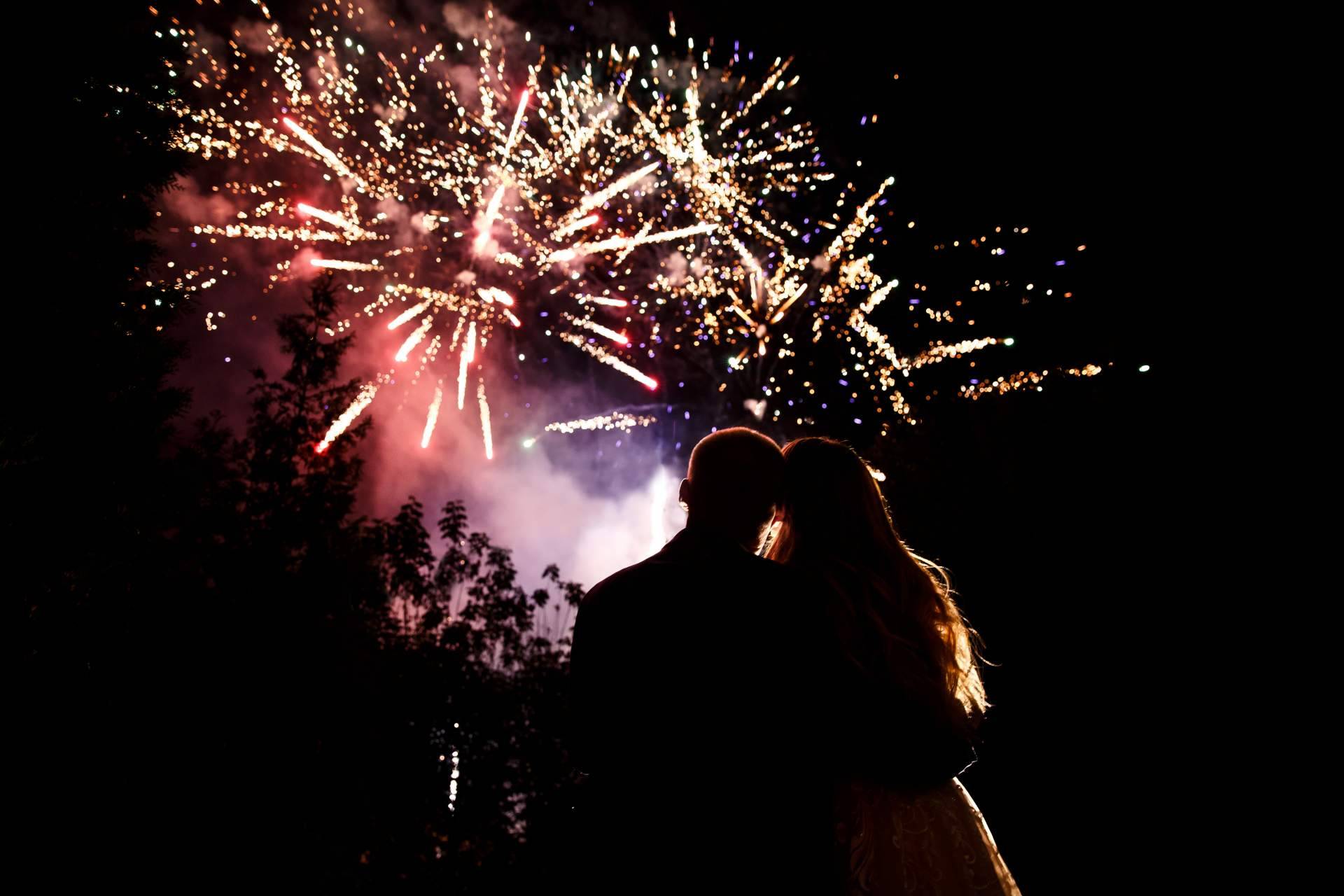 Amplia gama de petardos y fuegos artificiales en las ofertas en pirotecnia de Petardos AM