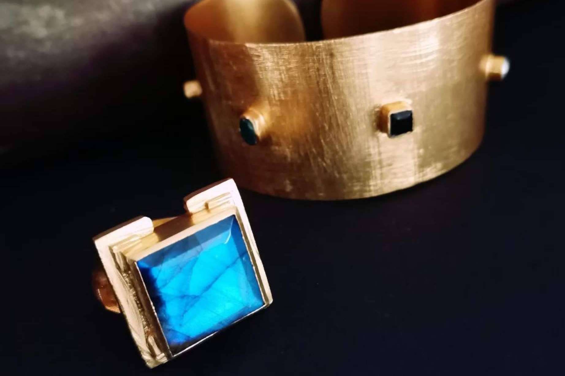 Los anillos con piedras preciosas de Isabel Lamadrid