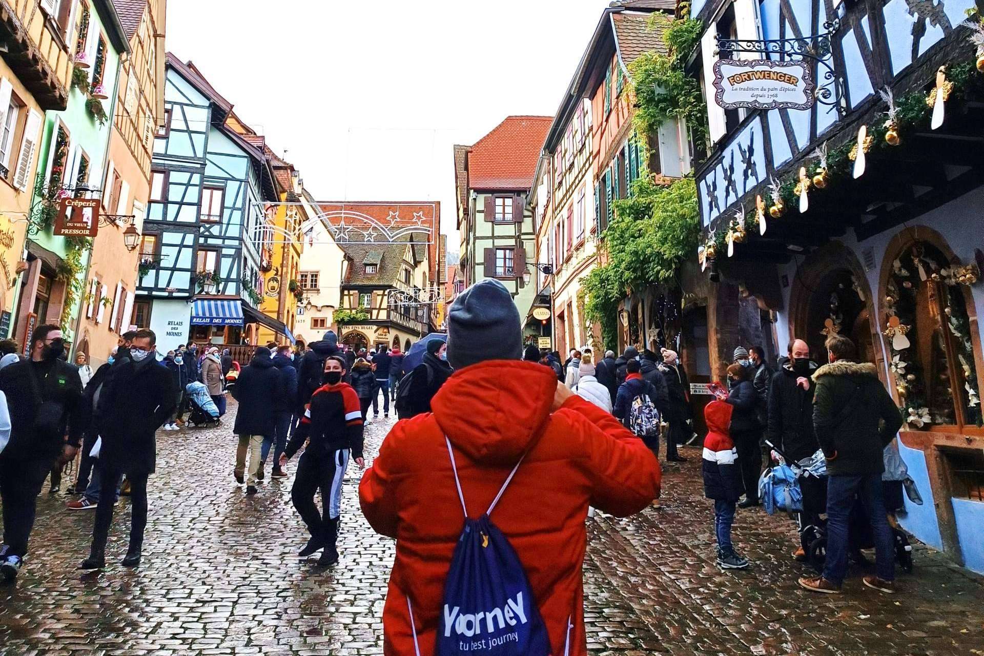 Los turistas españoles disfrutan con la tenencia de visitar mercados navideños