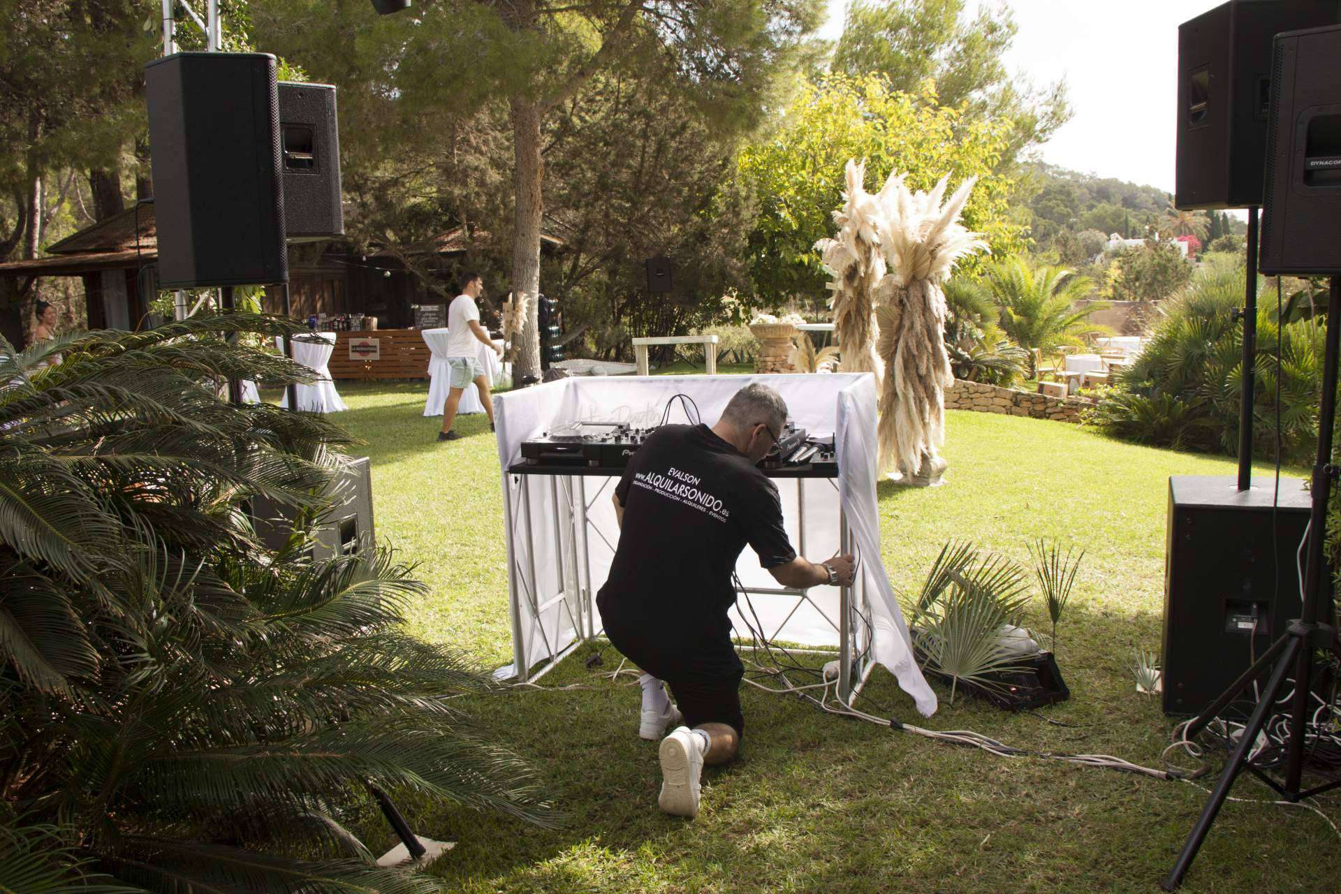 Alquilar Sonido contribuye a conseguir el éxito en eventos con su instalación técnica
