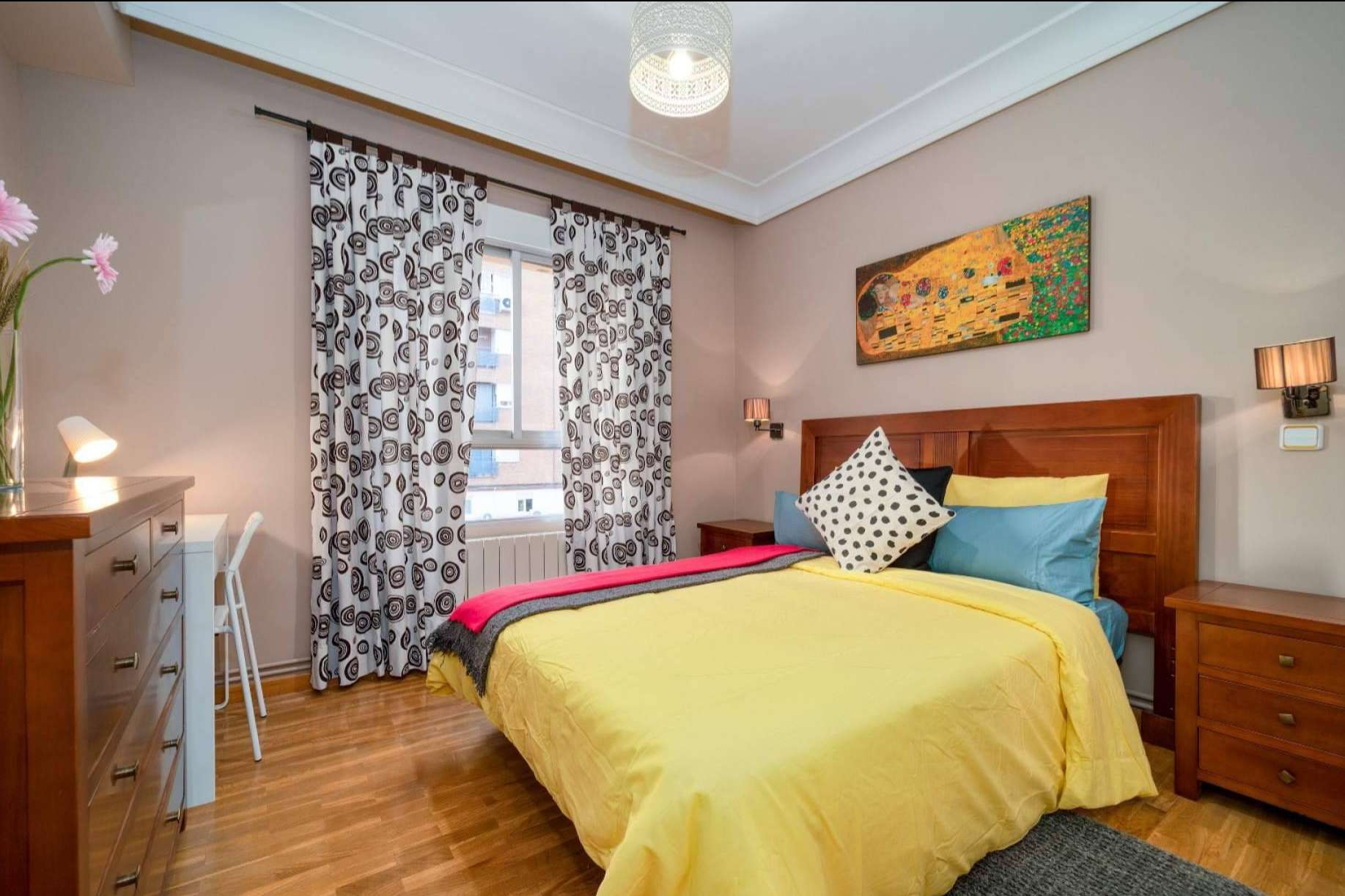 WellHome24, dirigido por Douglas Rafael Fonseca Aguilar, y el alquiler de habitaciones en Madrid