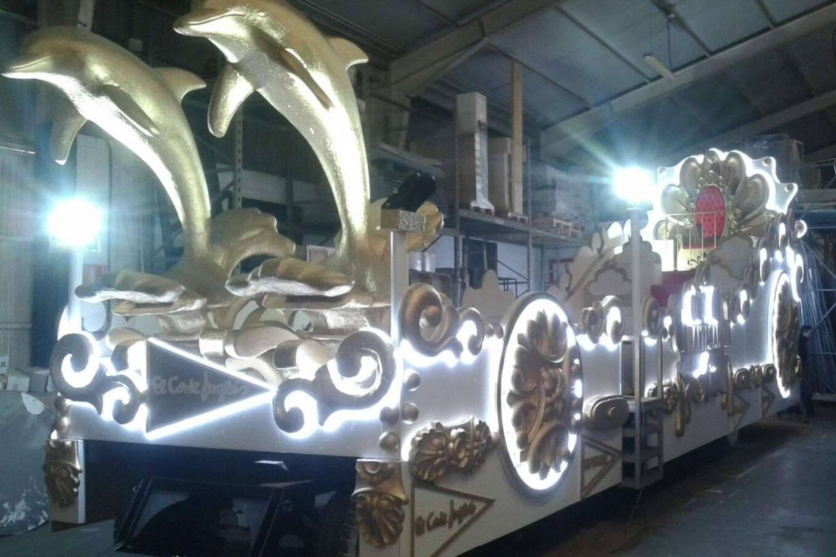 Sumiseran crea ornamentos tematizados para la cabalgata de reyes