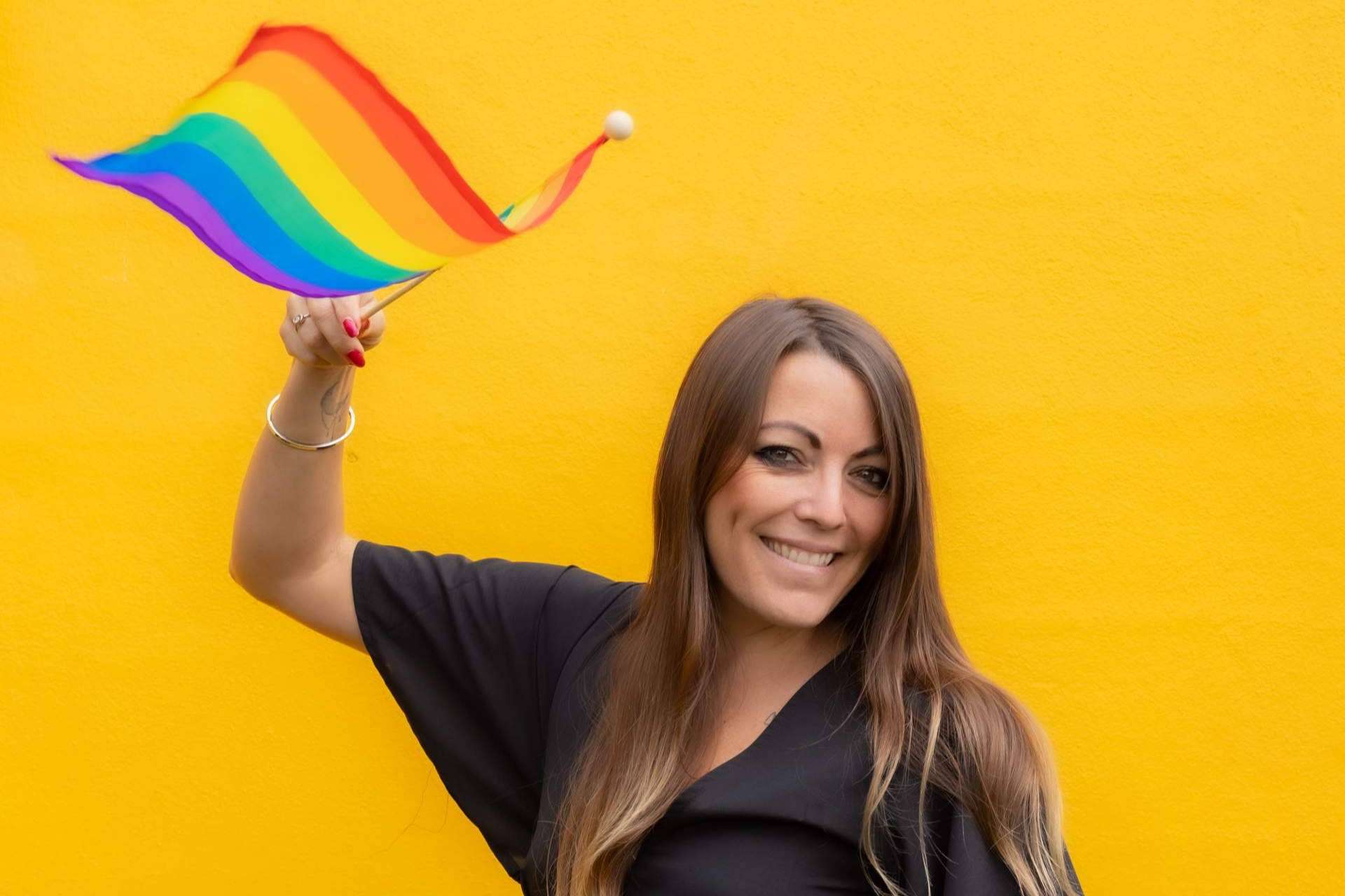 Femivoz y el proceso de feminización de la voz en casos de detransición (FTM)
