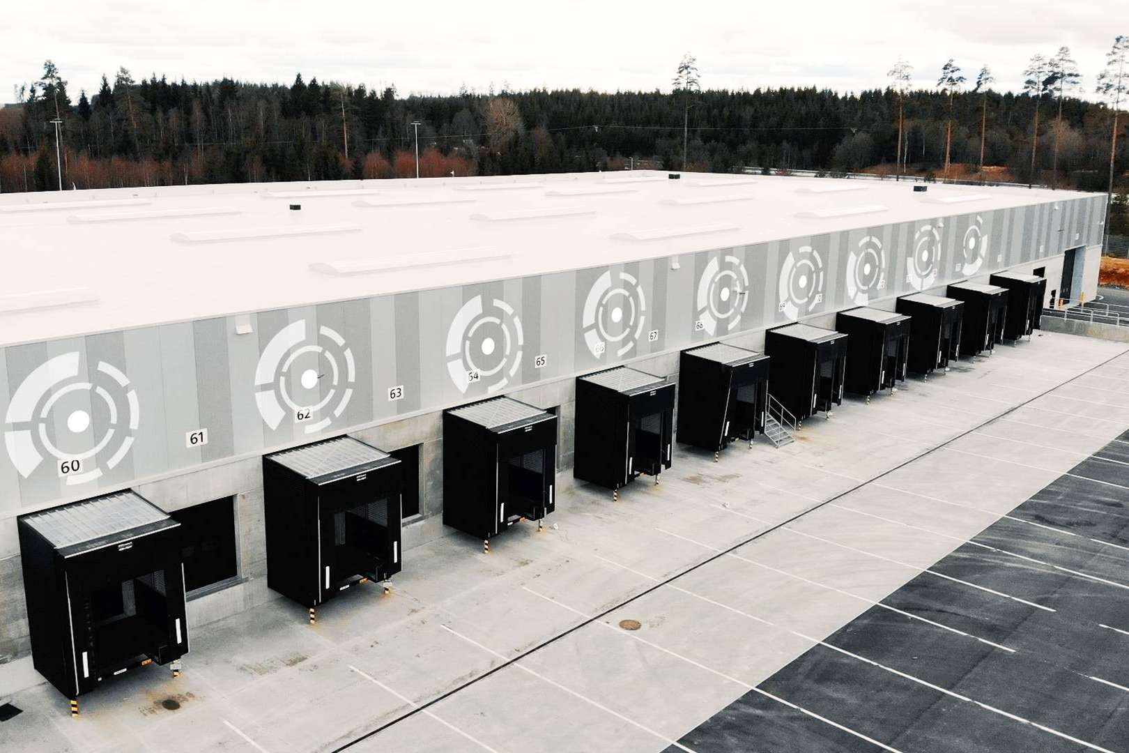 Una nueva solución digital logra convertir los datos de las puertas industriales ASSA ABLOY en eficiencia y grandes ahorros de energía