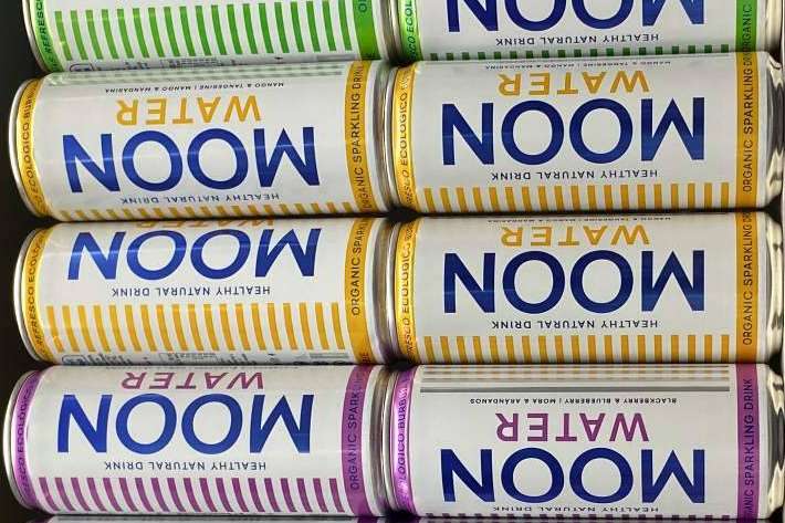 MoonWater, la marca de refrescos saludables que apoya el consumo responsable
