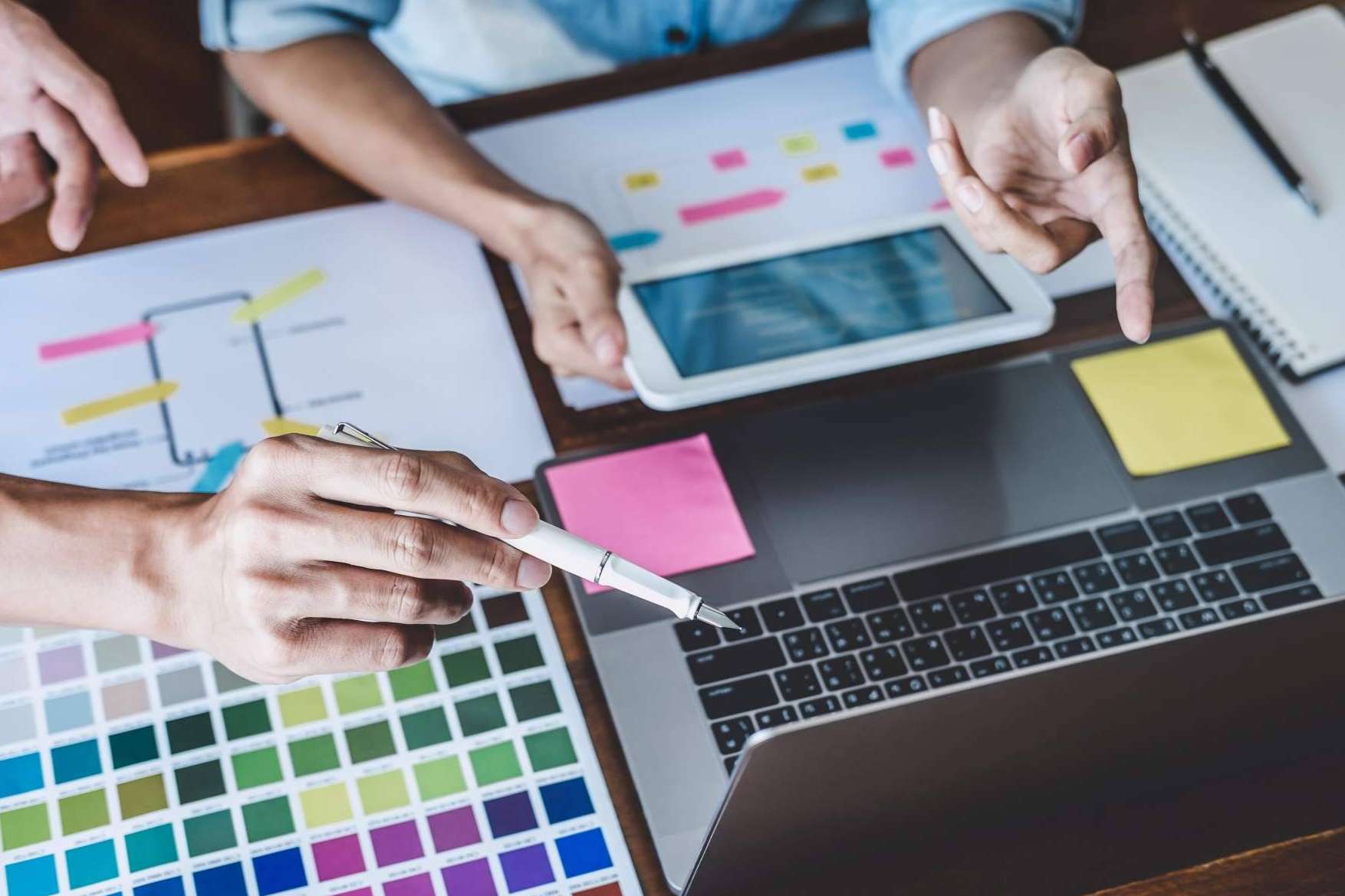 Estudiar diseño gráfico ofrece muchas salidas laborales, por Gesenco Formación