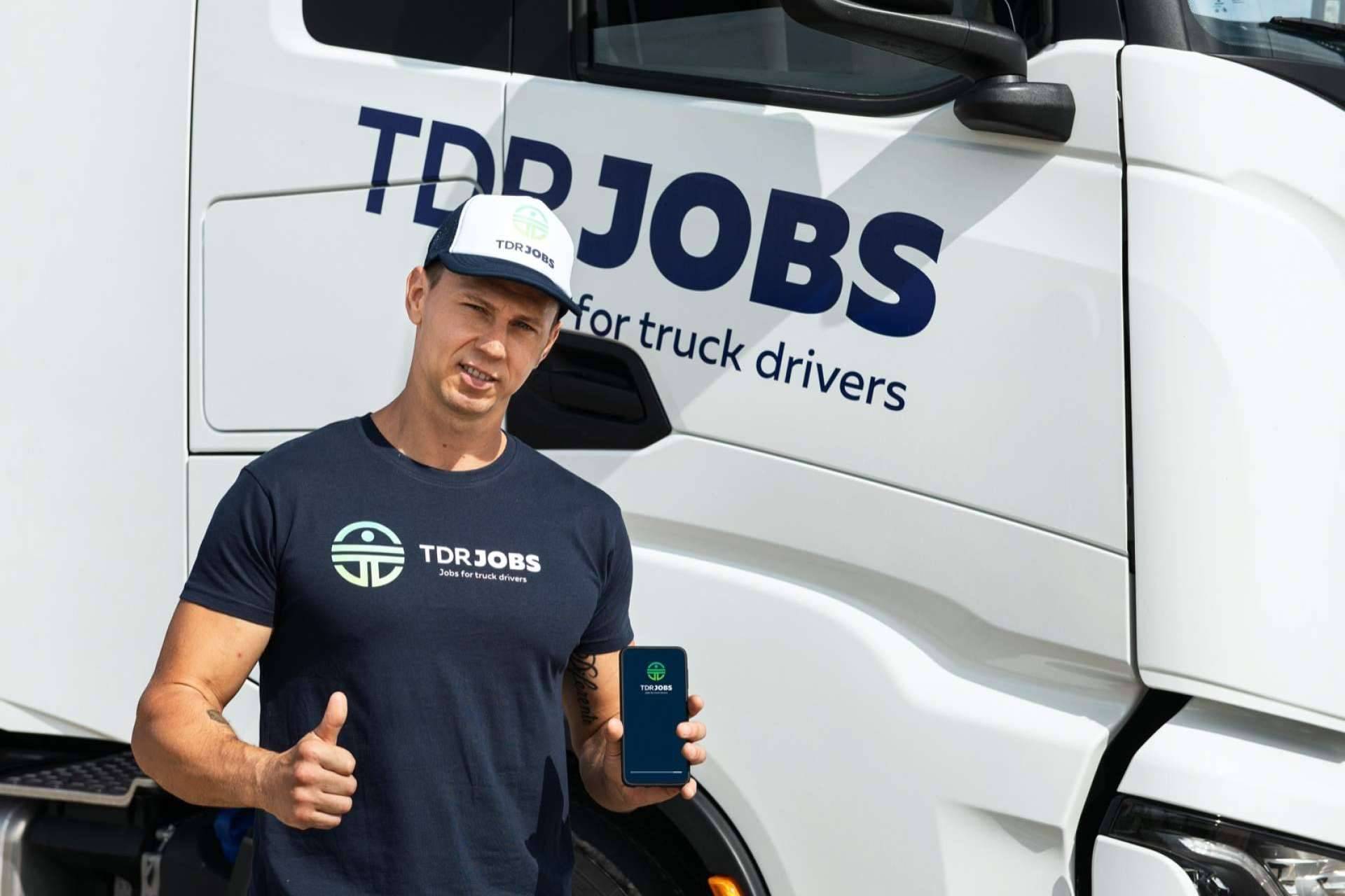 El portal especializado en ofertas de empleo para conductores de camión en España TDRJOBS cumple 2 años