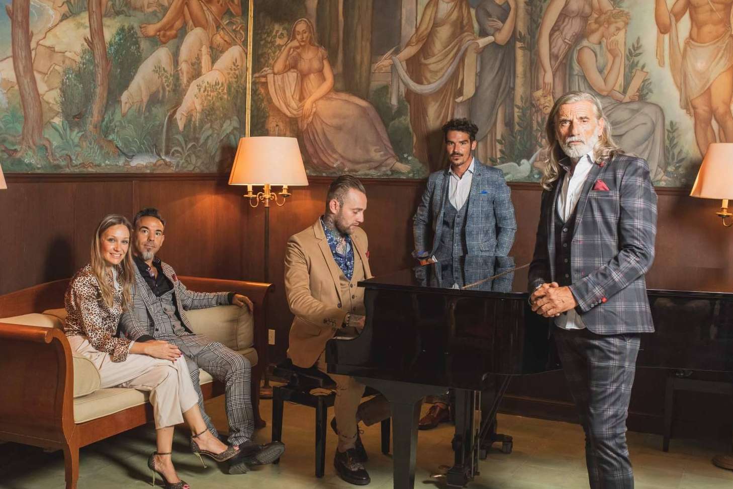 Aragaza, la tienda que ofrece trajes diferentes en Barcelona