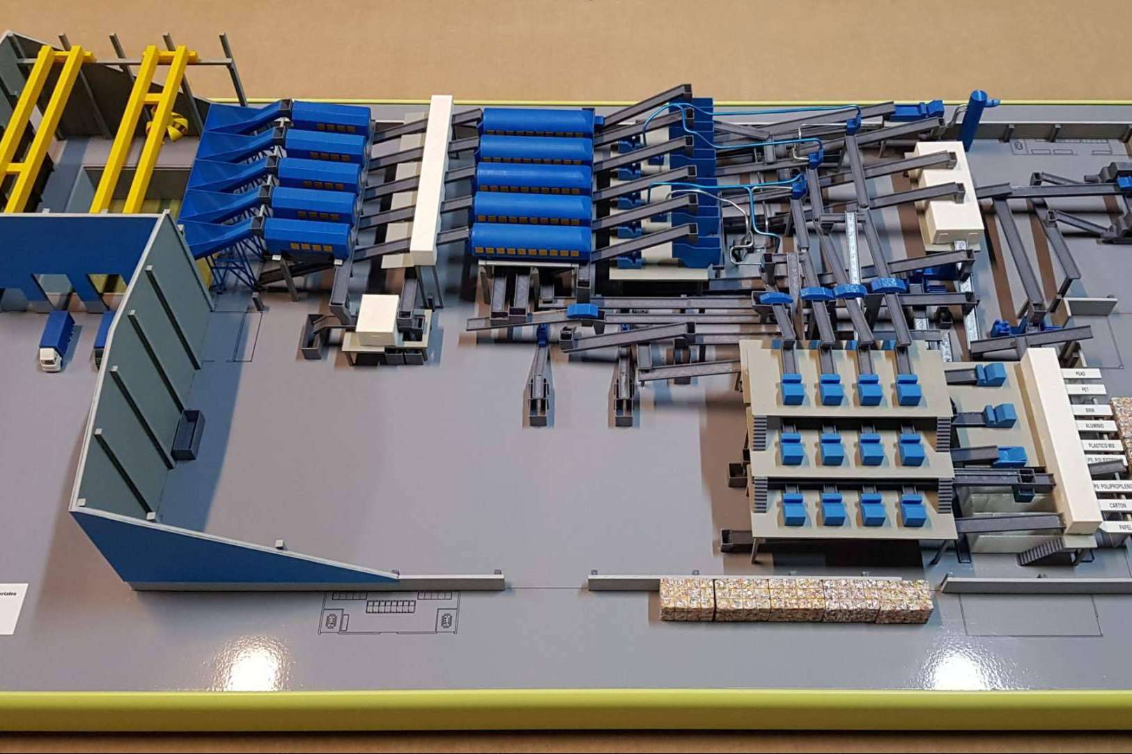 No Solo Maquetas, la empresa especializada en la elaboración de maquetas industriales