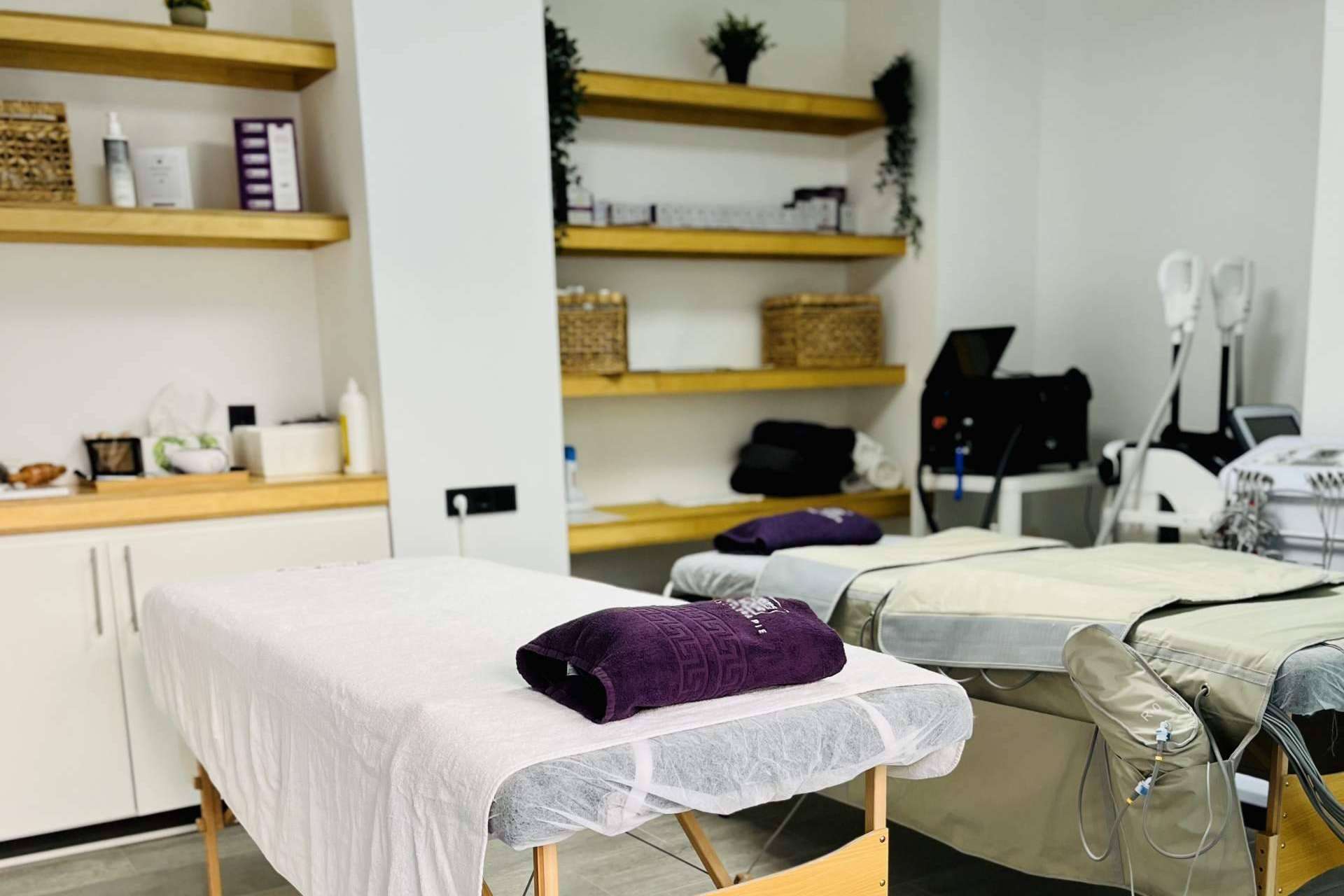 Cuidado interior y exterior combinado en los tratamientos de Le Belle Club, un centro de medicina estética en Madrid