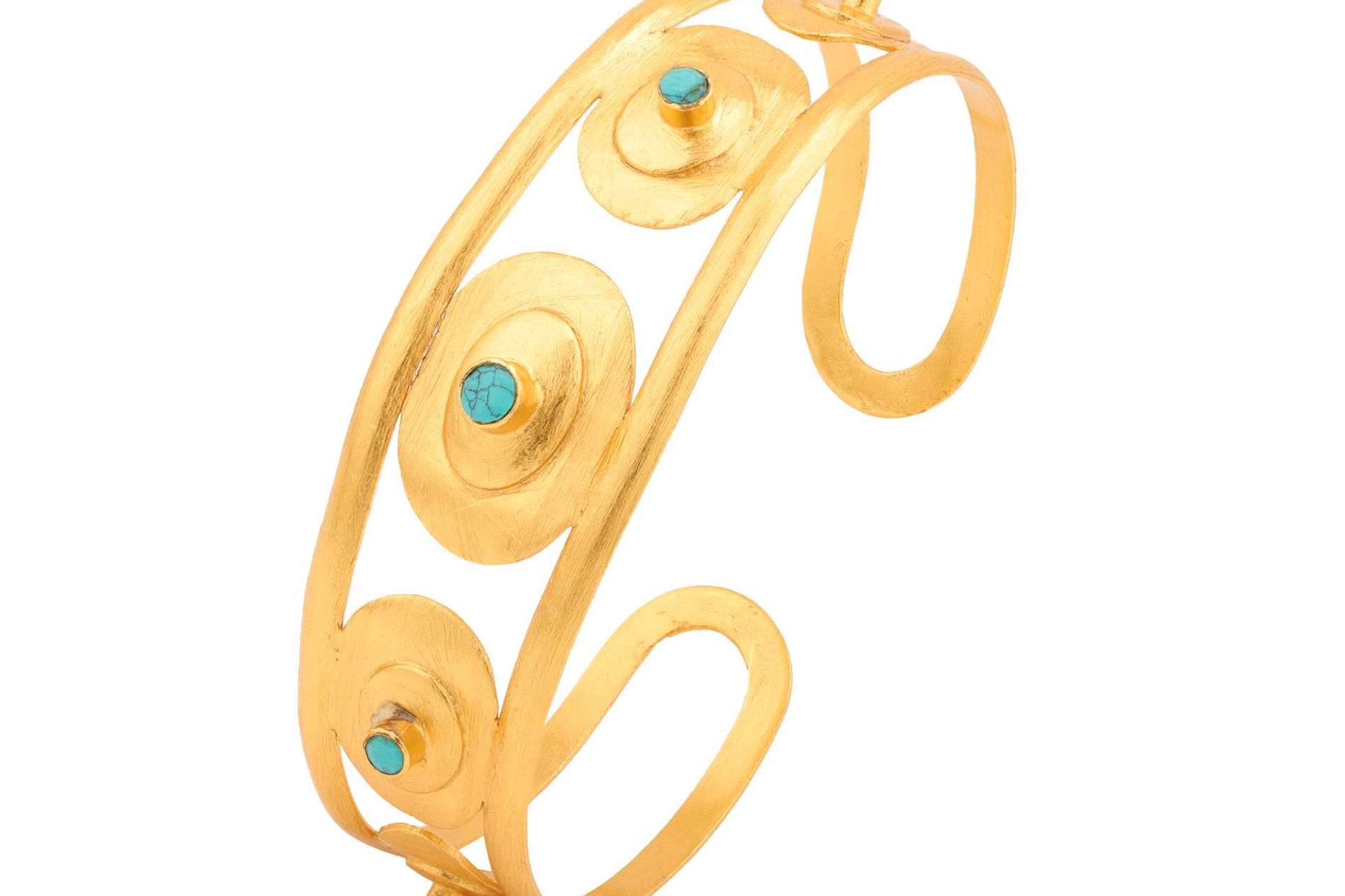 Isabel Lamadrid ofrece joyas artesanas contemporáneas y atemporales