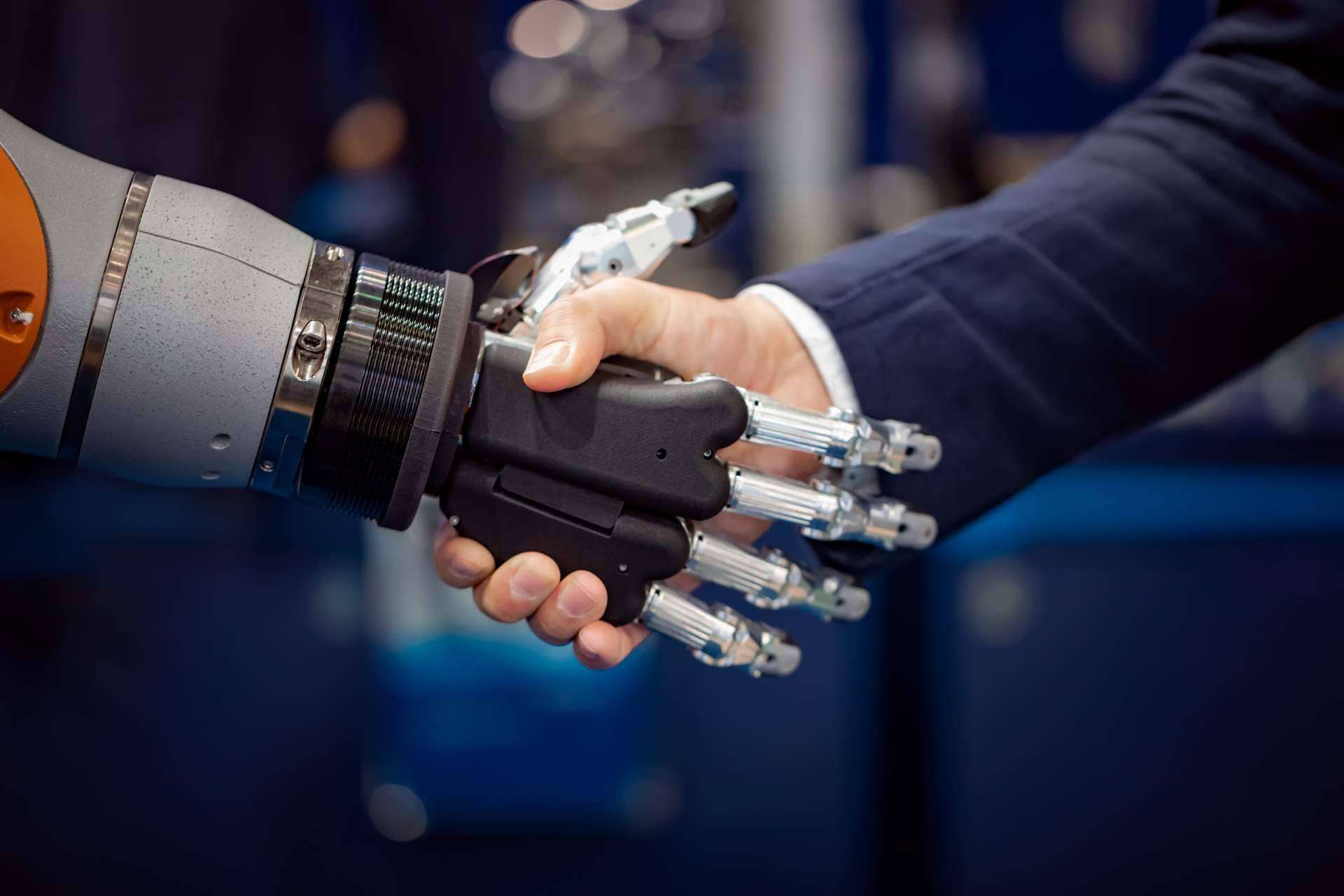 Una tecnología más humana es la nueva conquista del siglo XXI