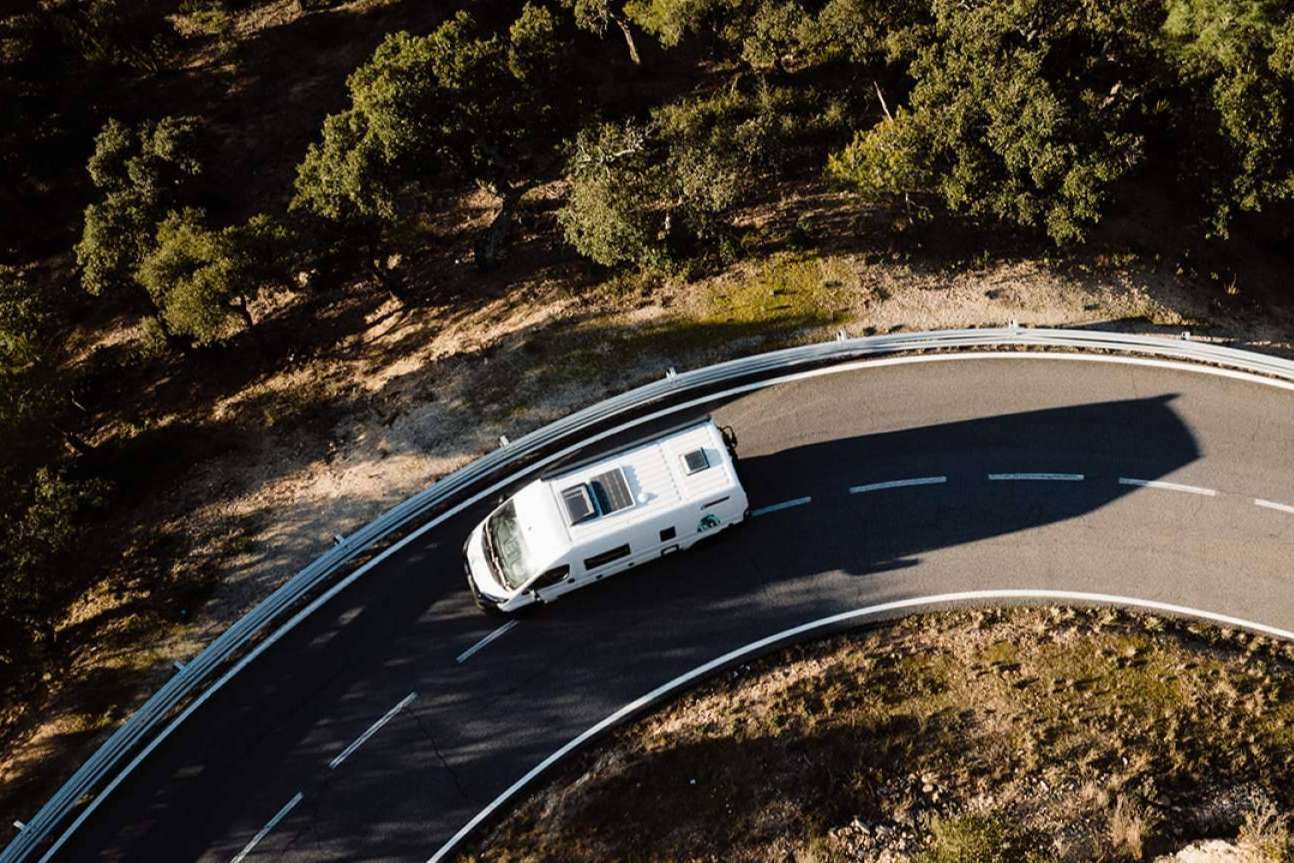 Alquilar autocaravanas prácticas, cómodas y completamente equipadas en Barcelona y Girona, de la mano de UAU Campers