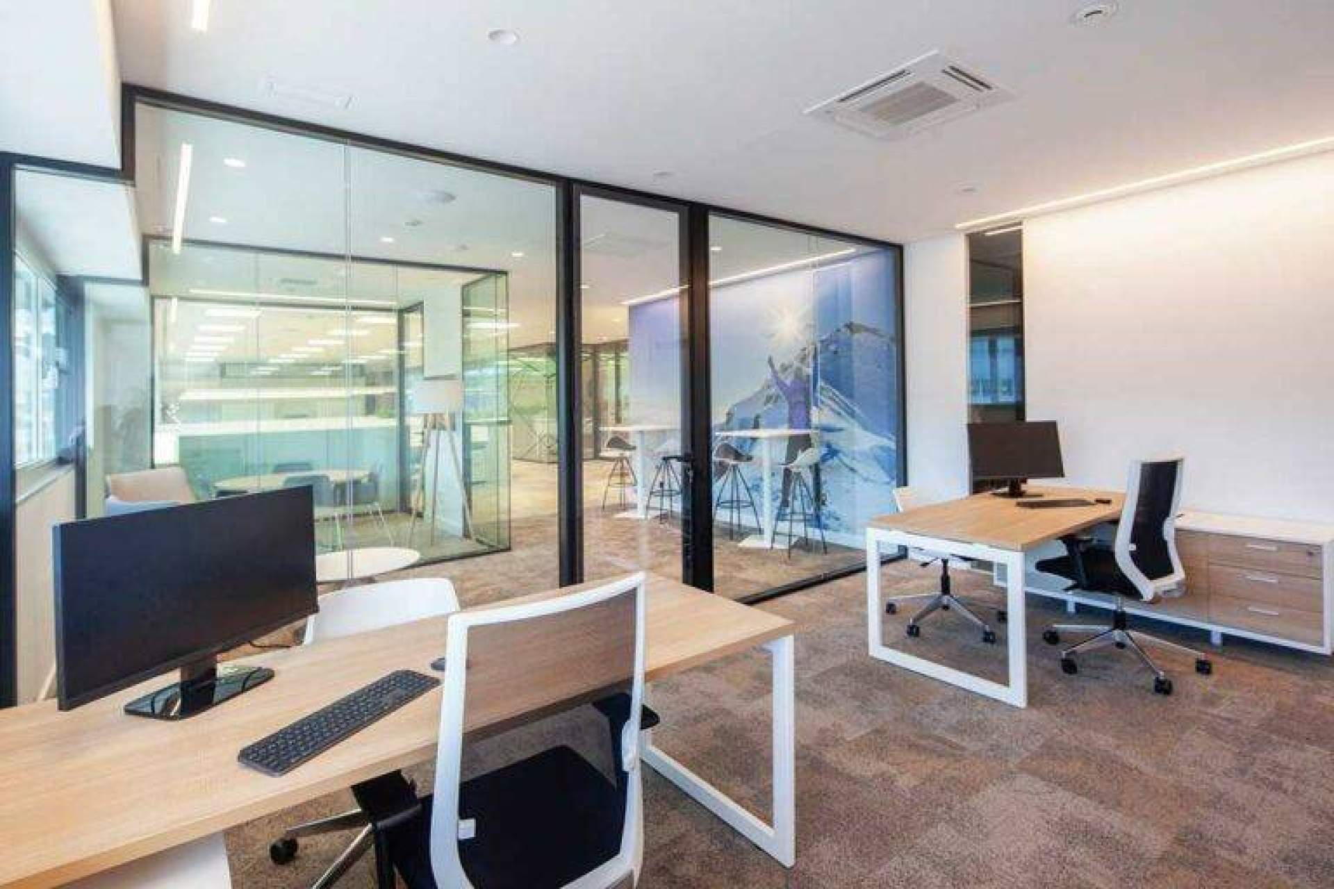 Prodeca Barcelona explica las tendencias 2023 en oficinas