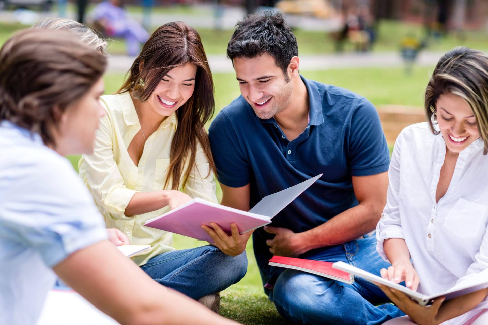 Hacer un curso de inglés en Inglaterra con First step in UK, clases de inglés en Bristol